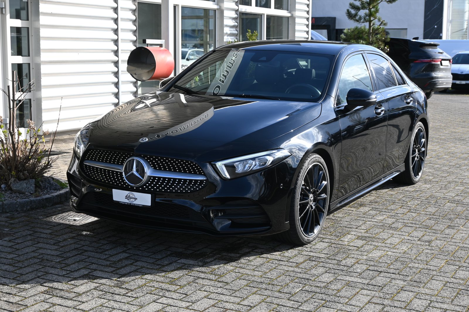 MERCEDES-BENZ A 250 Sedan 4Matic AMG Line 4Matic 7G-DCT 4x4, Essence, Occasion / Utilisé, Automatique - 2