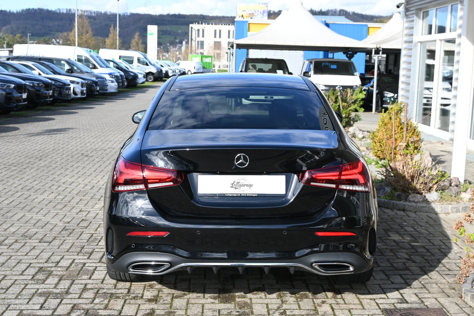 MERCEDES-BENZ A 250 Sedan 4Matic AMG Line 4Matic 7G-DCT 4x4, Essence, Occasion / Utilisé, Automatique - 4