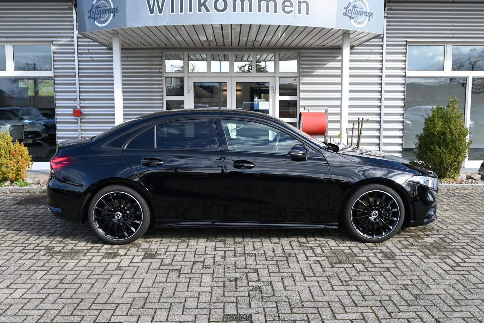MERCEDES-BENZ A 250 Sedan 4Matic AMG Line 4Matic 7G-DCT 4x4, Essence, Occasion / Utilisé, Automatique - 6