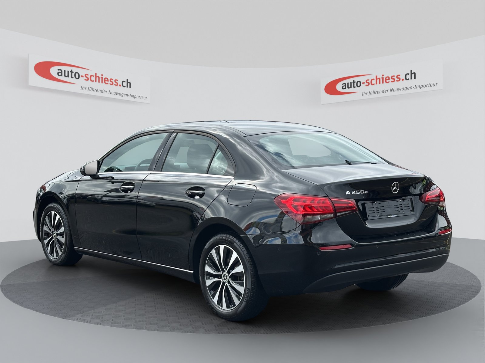 MERCEDES-BENZ A 250e Style 8G-DCT, Hybride Rechargeable Essence/Électricité, Occasion / Utilisé, Automatique - 3