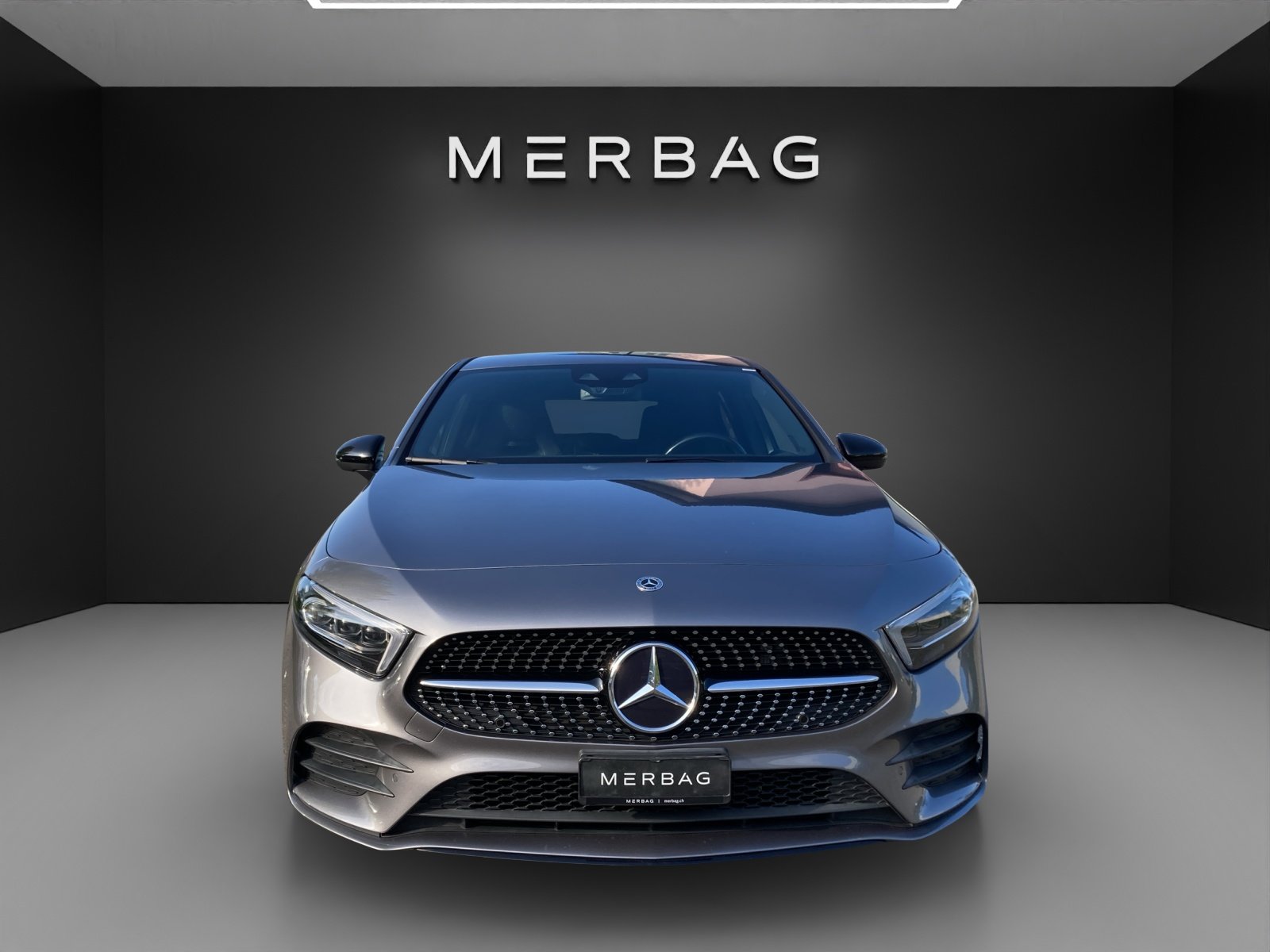 MERCEDES-BENZ A 250e AMG Line, Hybride Rechargeable Essence/Électricité, Occasion / Utilisé, Automatique - 7