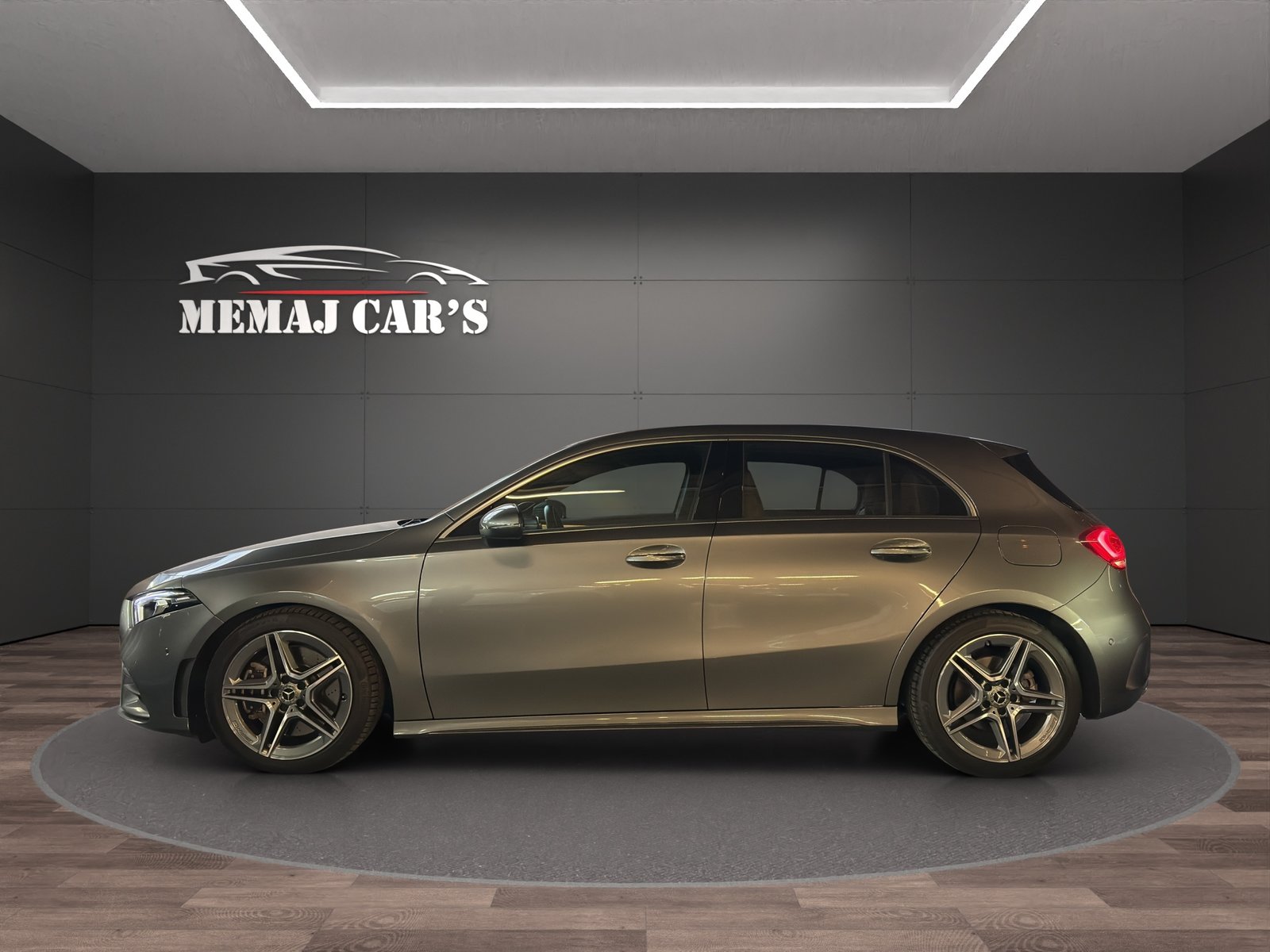 MERCEDES-BENZ A 250 AMG Line 7G-DCT, Petrol, Second hand / Used, Automatic - 5