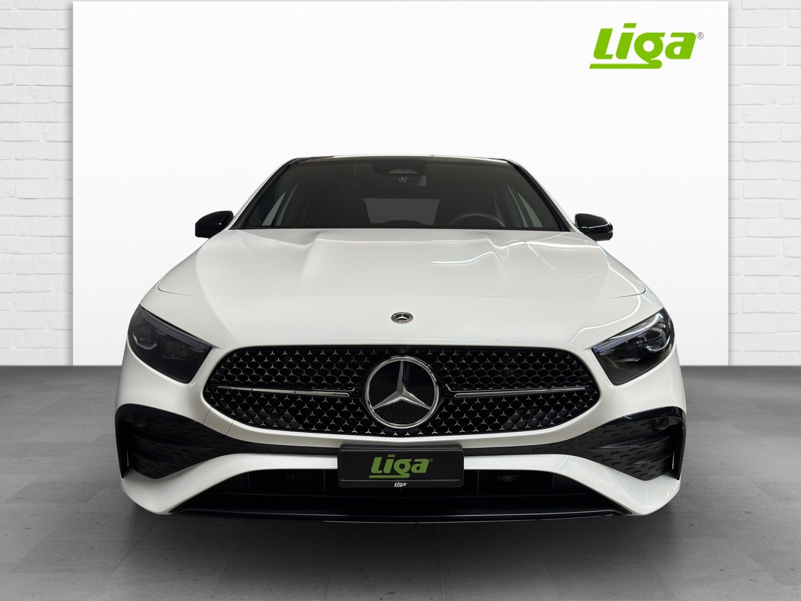 MERCEDES-BENZ A 250 AMG Line 4 Matic, Hybride Léger Essence/Électricité, Occasion / Utilisé, Automatique - 3