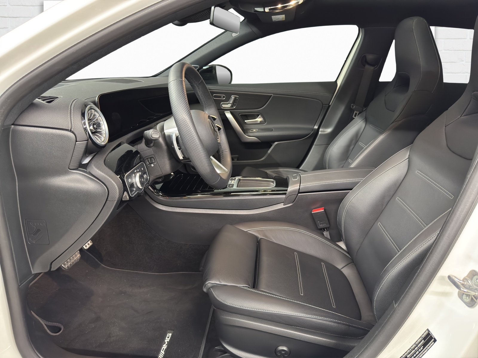 MERCEDES-BENZ A 250 AMG Line 4 Matic, Hybride Léger Essence/Électricité, Occasion / Utilisé, Automatique - 7