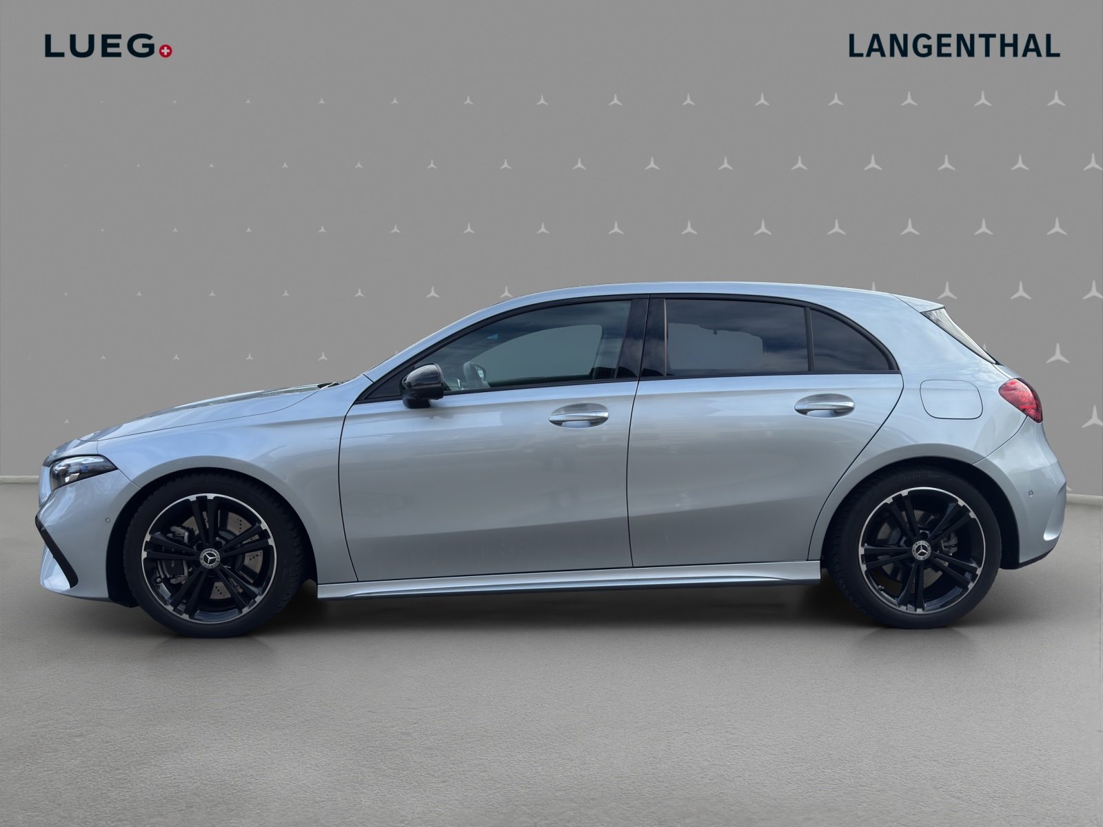 MERCEDES-BENZ A 250 4Matic 8G-DCT, Mild-Hybrid Benzin/Elektro, Occasion / Gebraucht, Automatik - 2