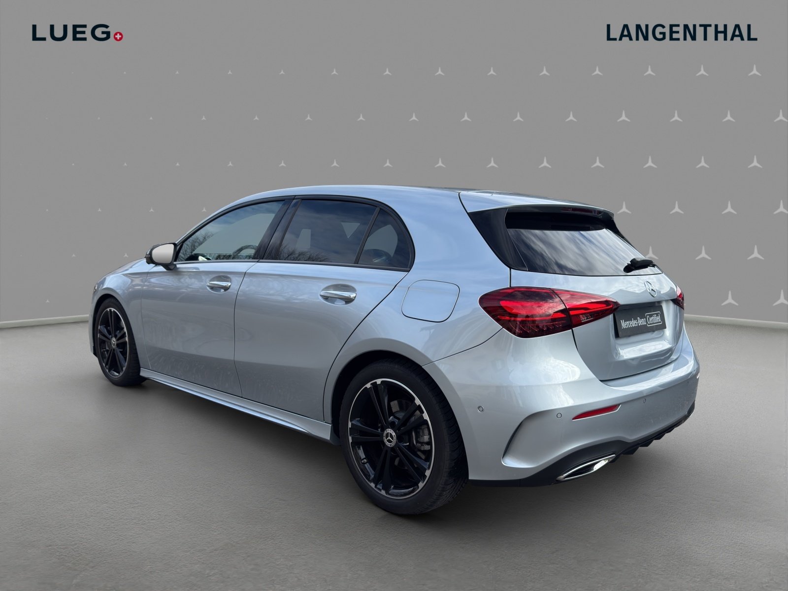 MERCEDES-BENZ A 250 4Matic 8G-DCT, Mild-Hybrid Benzin/Elektro, Occasion / Gebraucht, Automatik - 3