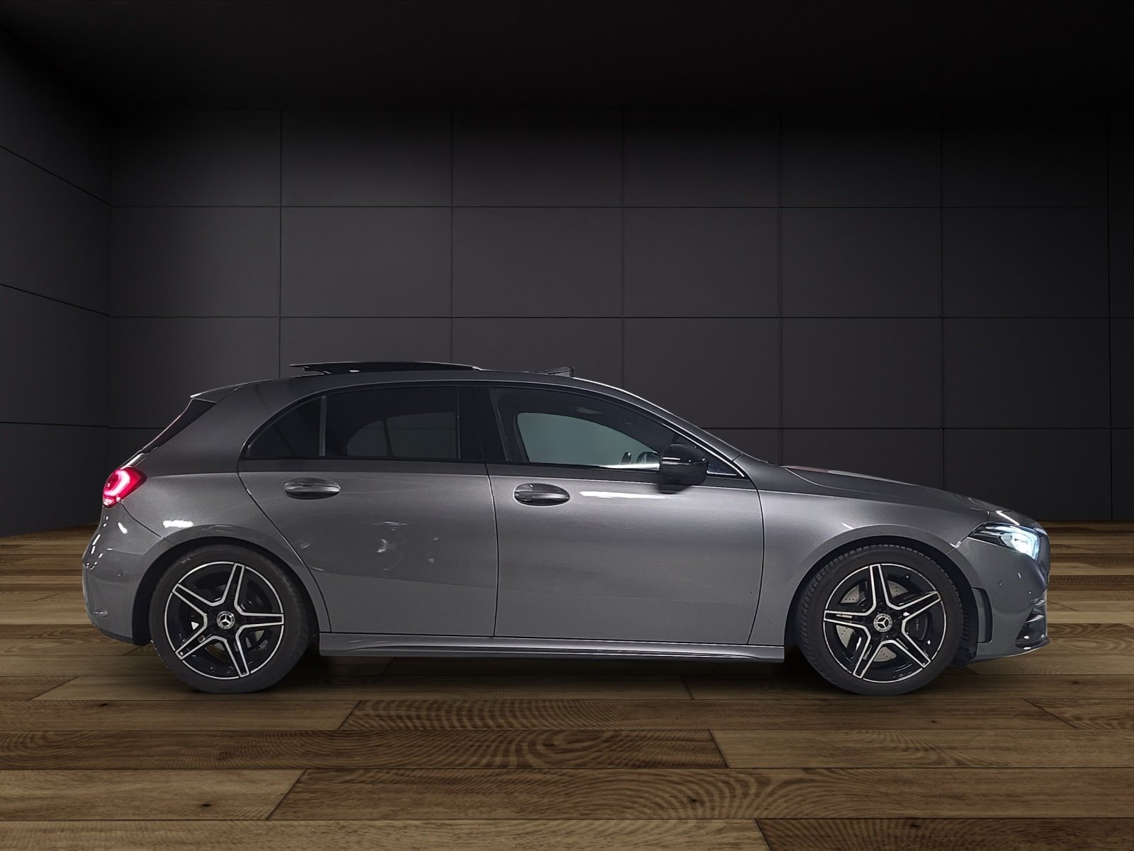 MERCEDES-BENZ A 250 4Matic AMG Line 4Matic 7G-DCT, Benzin, Occasion / Gebraucht, Automatik - 5