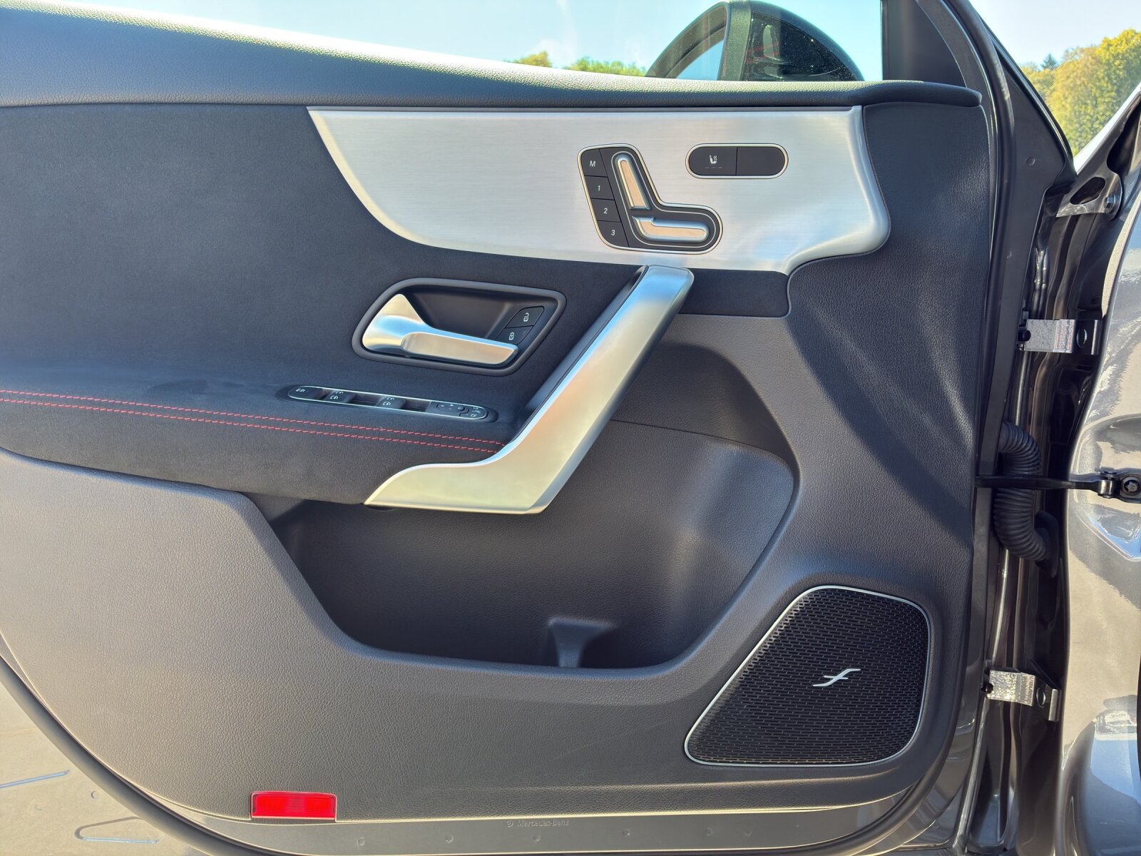 MERCEDES-BENZ A 250 AMG Line 4Matic, Mild-Hybrid Petrol/Electric, Second hand / Used, Automatic - 7