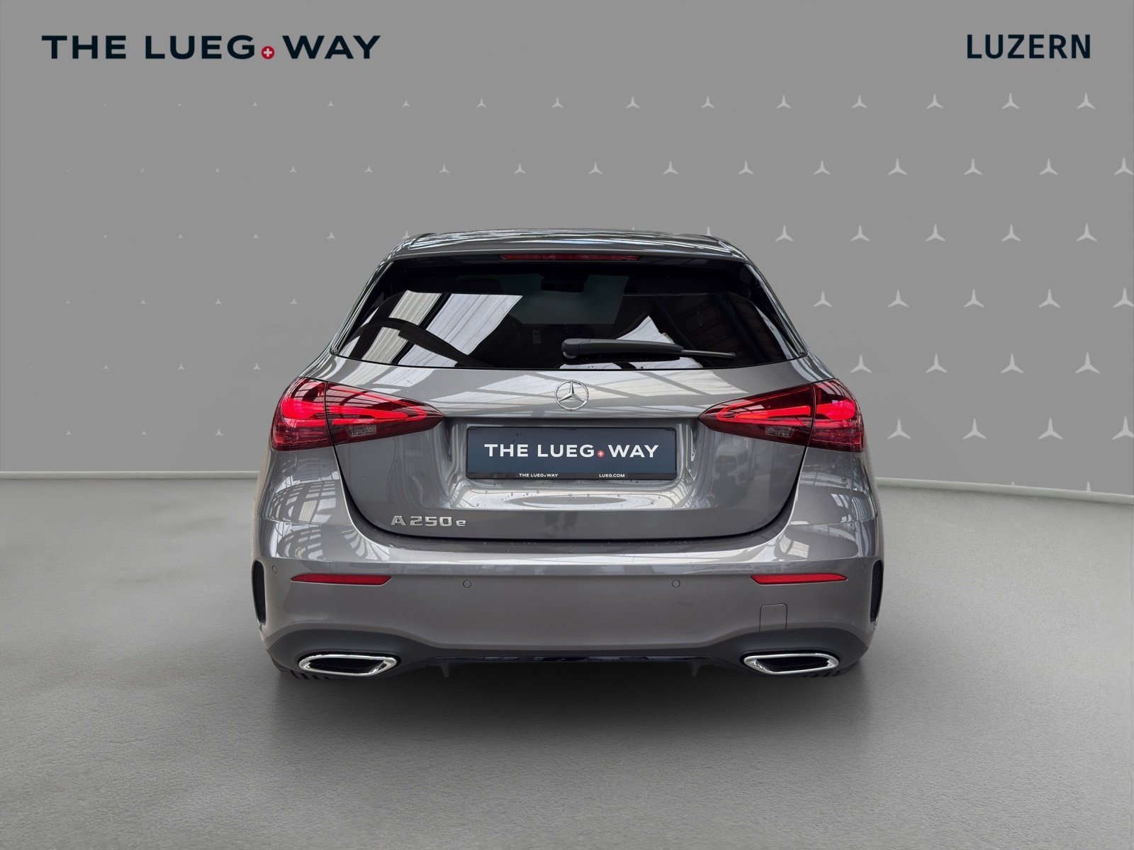 MERCEDES-BENZ A 250 e with EQ - AMG / DISTRONIC / 360 Grad K, Plug-in-Hybrid Benzina/Elettrica, Occasioni / Usate, Automatico - 4