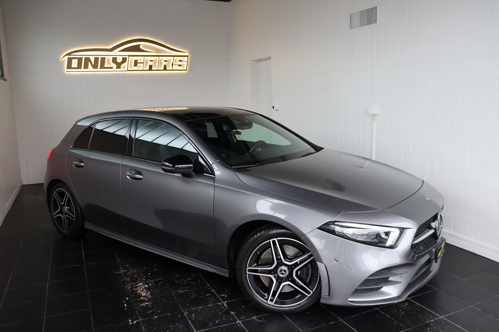 MERCEDES-BENZ A 250 AMG Line 7G-DCT, Essence, Occasion / Utilisé, Automatique - 3