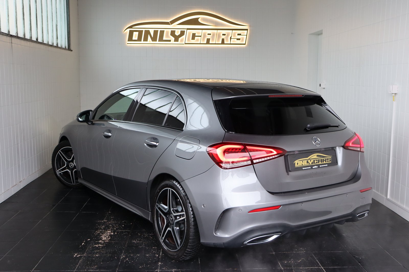 MERCEDES-BENZ A 250 AMG Line 7G-DCT, Essence, Occasion / Utilisé, Automatique - 6