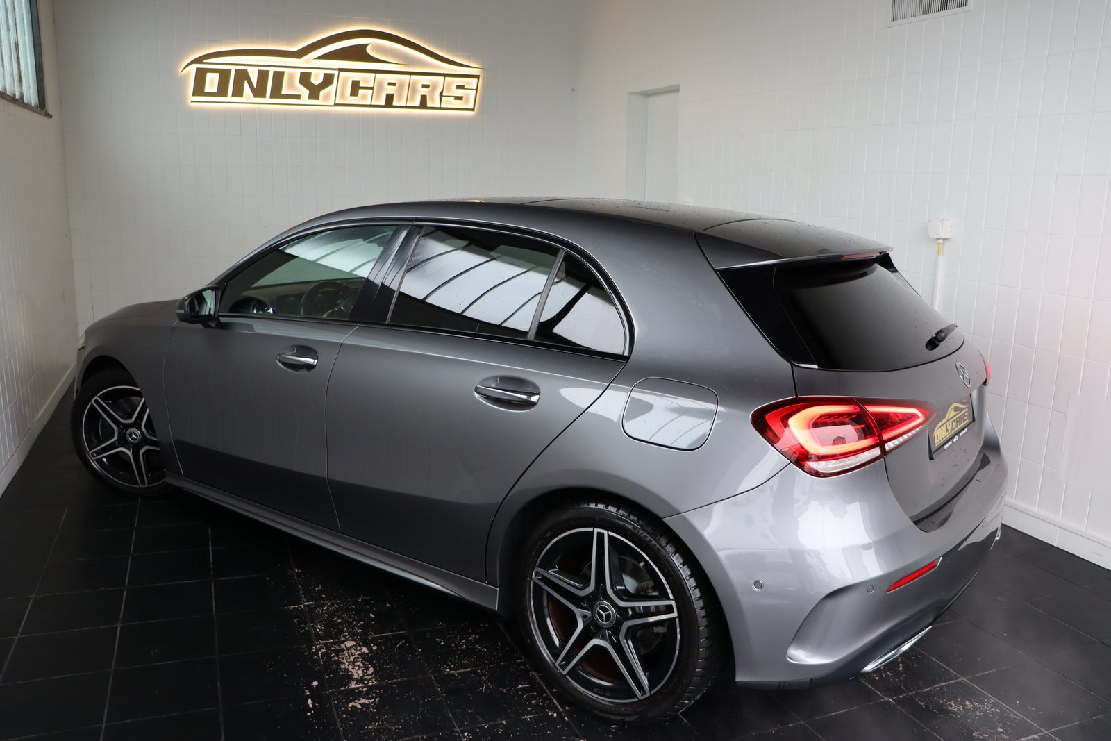 MERCEDES-BENZ A 250 AMG Line 7G-DCT, Essence, Occasion / Utilisé, Automatique - 7