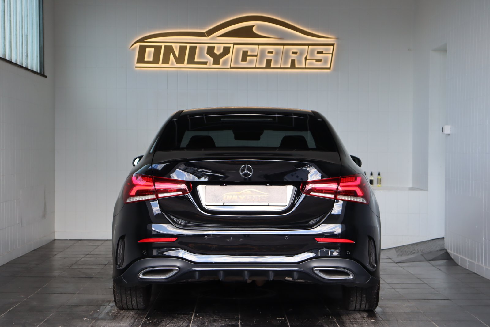 MERCEDES-BENZ A 250 4Matic AMG Line 4Matic 7G-DCT, Benzin, Occasion / Gebraucht, Automatik - 4