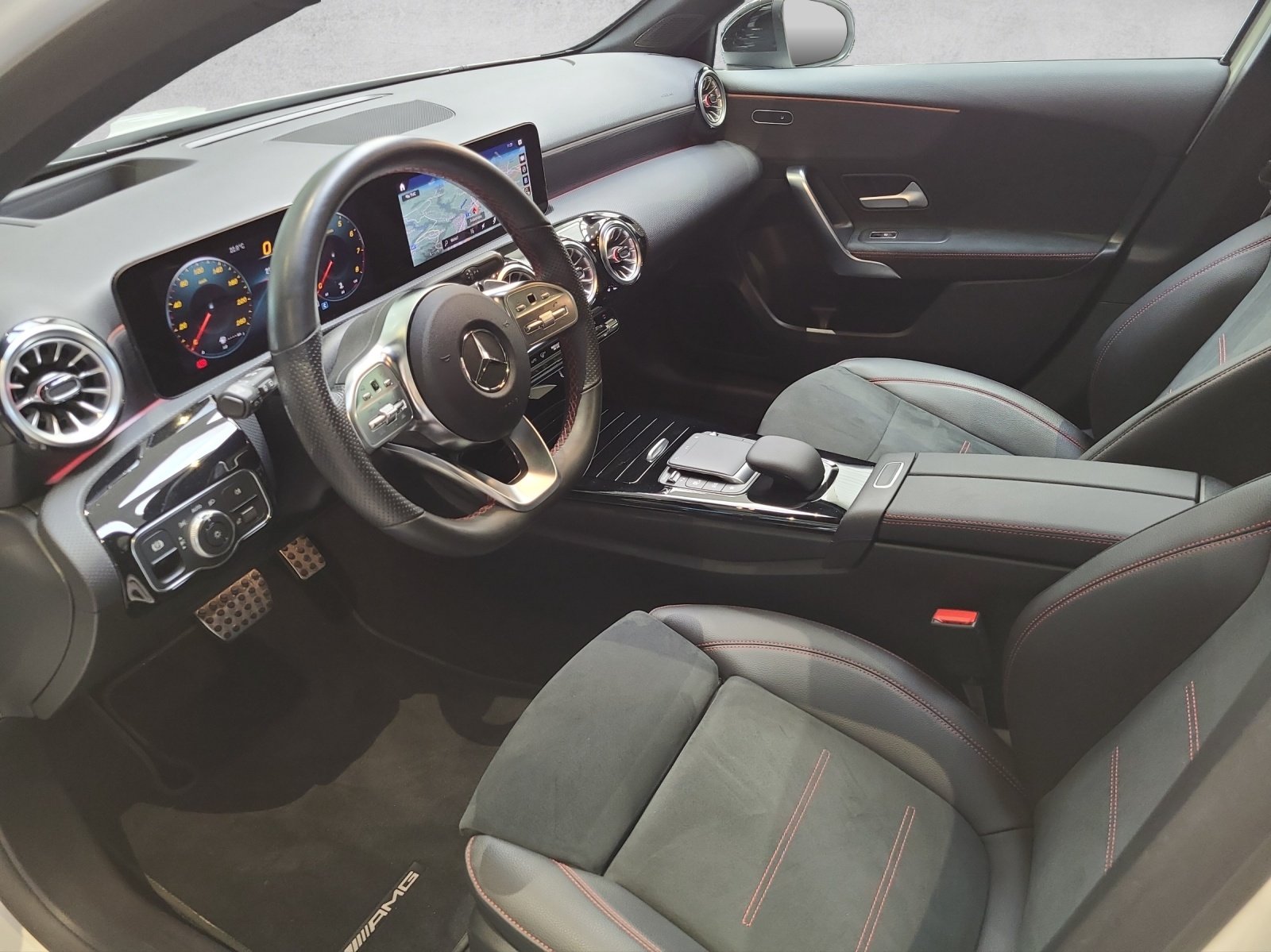 MERCEDES-BENZ A 250 AMG Line 4Matic, Essence, Occasion / Utilisé, Automatique - 7