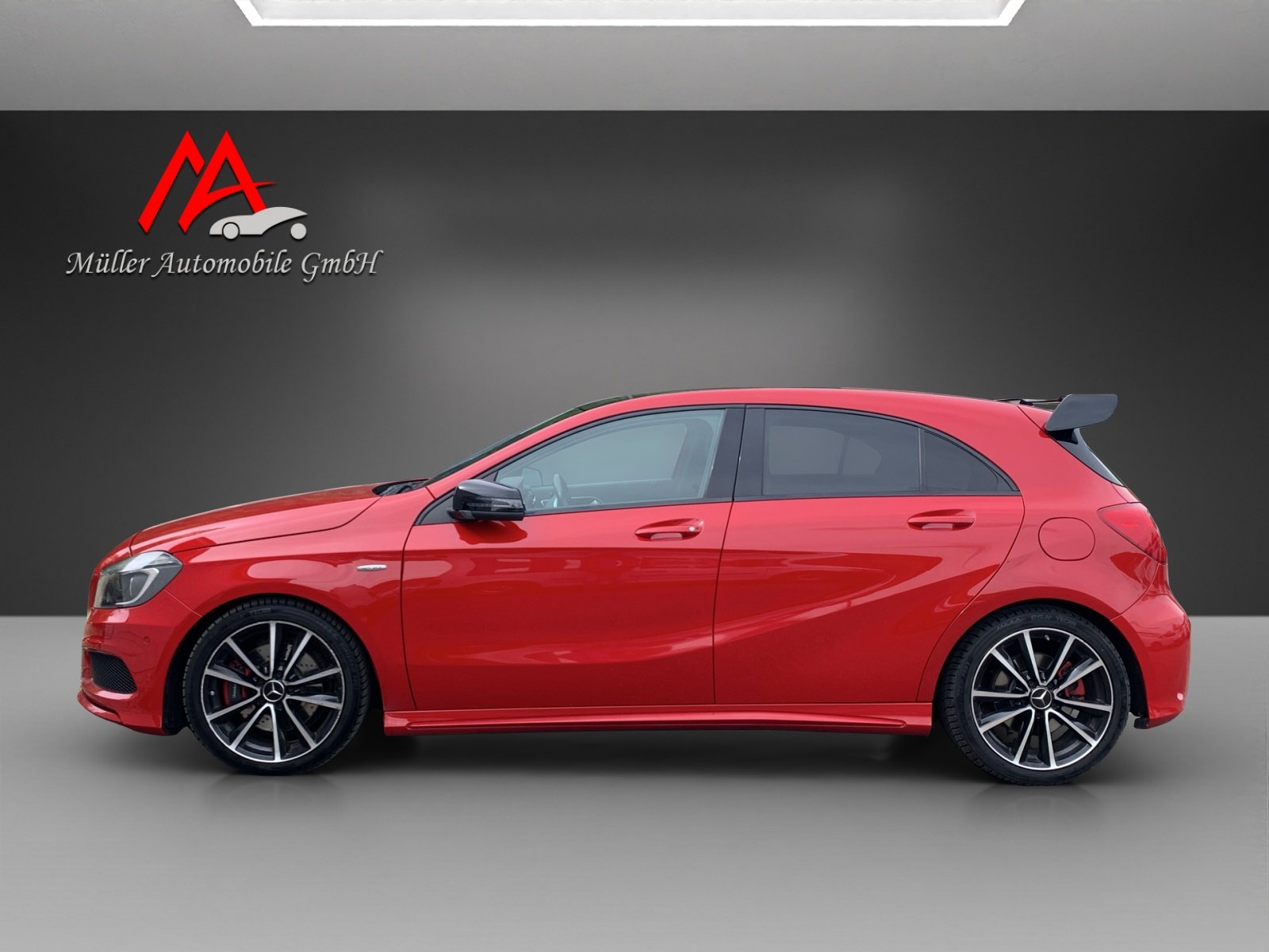 MERCEDES-BENZ A 250 Sport AMG-Line 4Matic 7G-DCT, Petrol, Second hand / Used, Automatic - 7