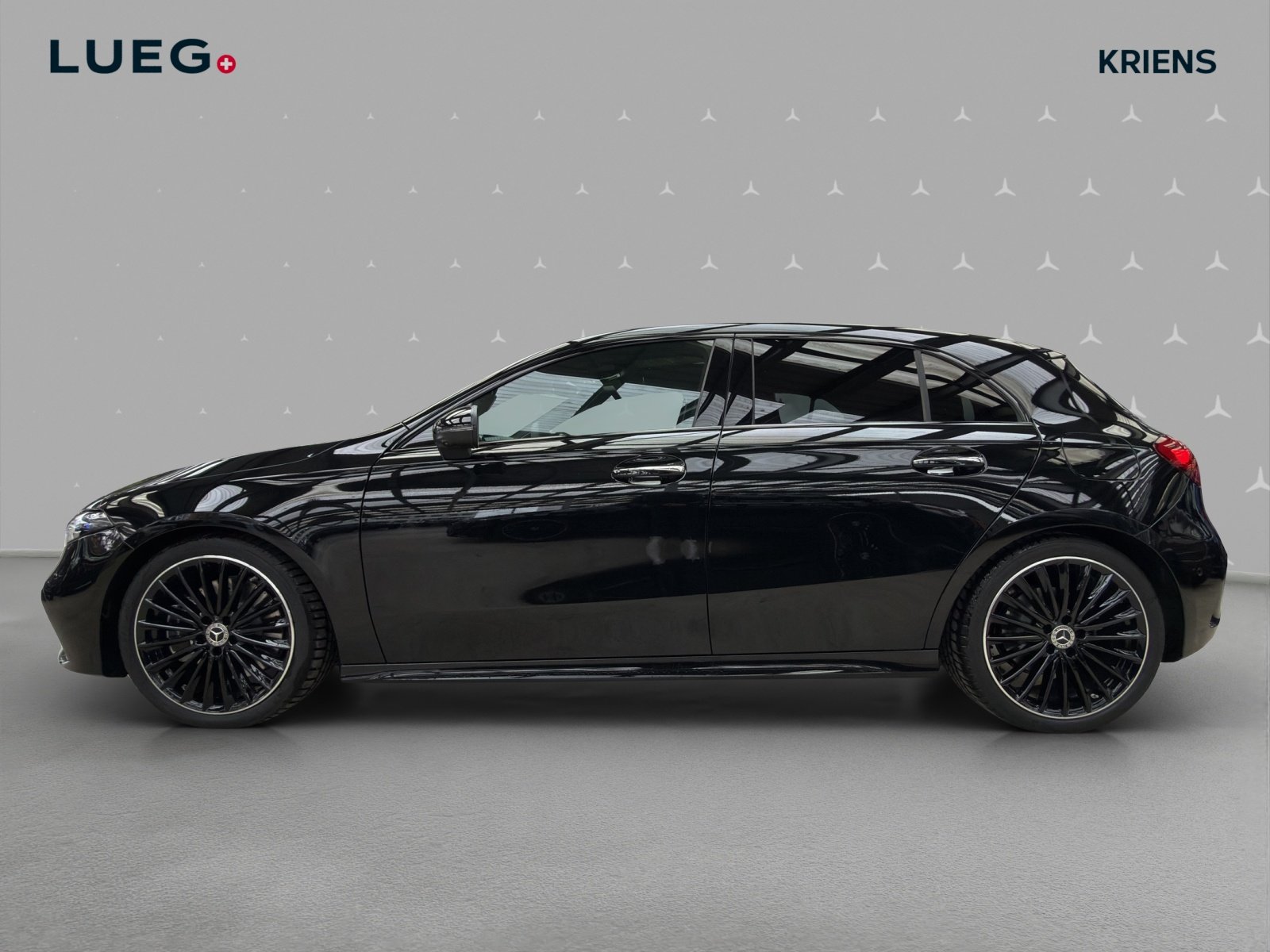 MERCEDES-BENZ A 250 4M - AMG / DISTRONIC / 360 Grad Kamera /, Mild-Hybrid Benzin/Elektro, Occasion / Gebraucht, Automatik - 2