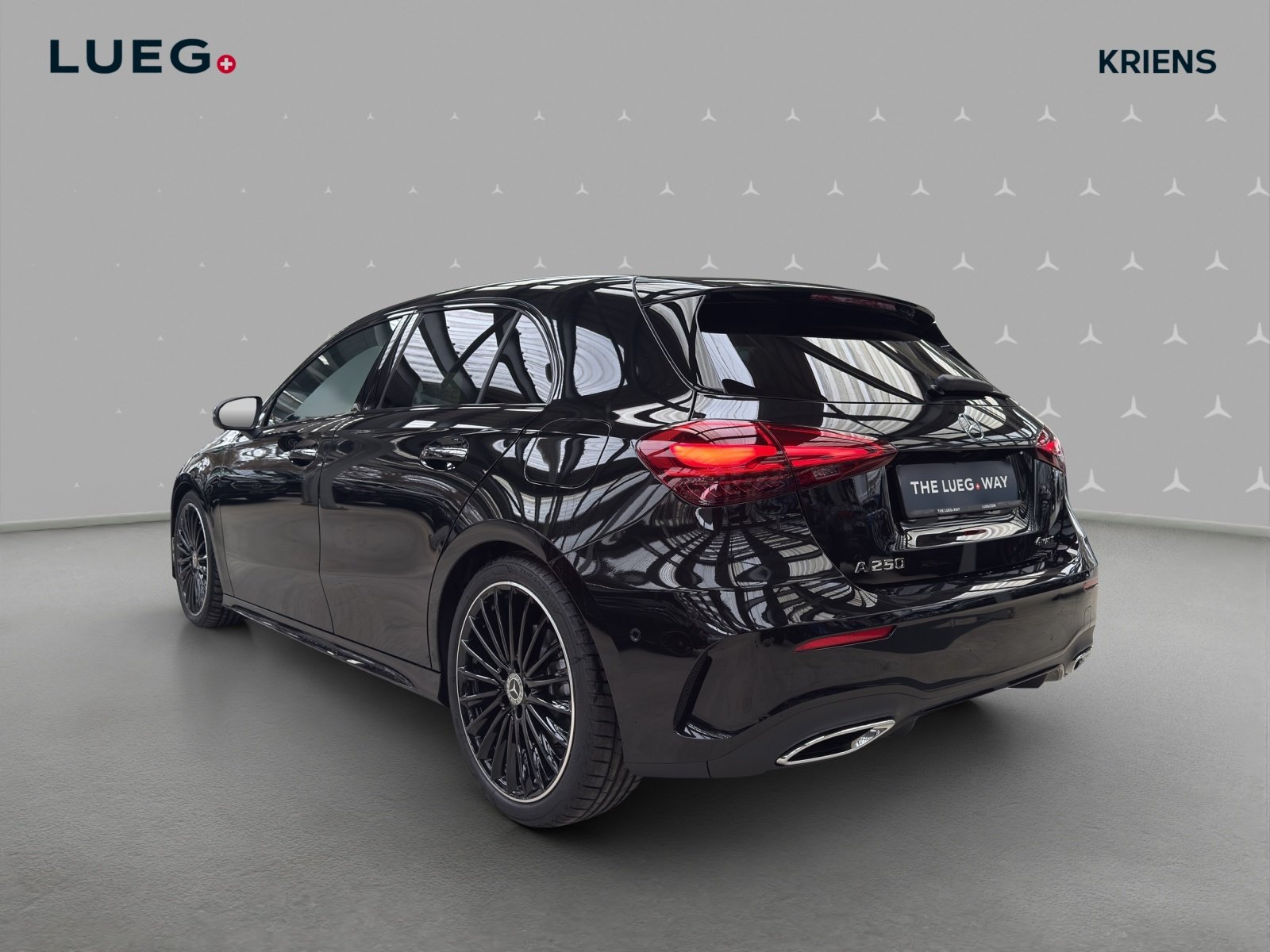 MERCEDES-BENZ A 250 4M - AMG / DISTRONIC / 360 Grad Kamera /, Mild-Hybrid Benzin/Elektro, Occasion / Gebraucht, Automatik - 3