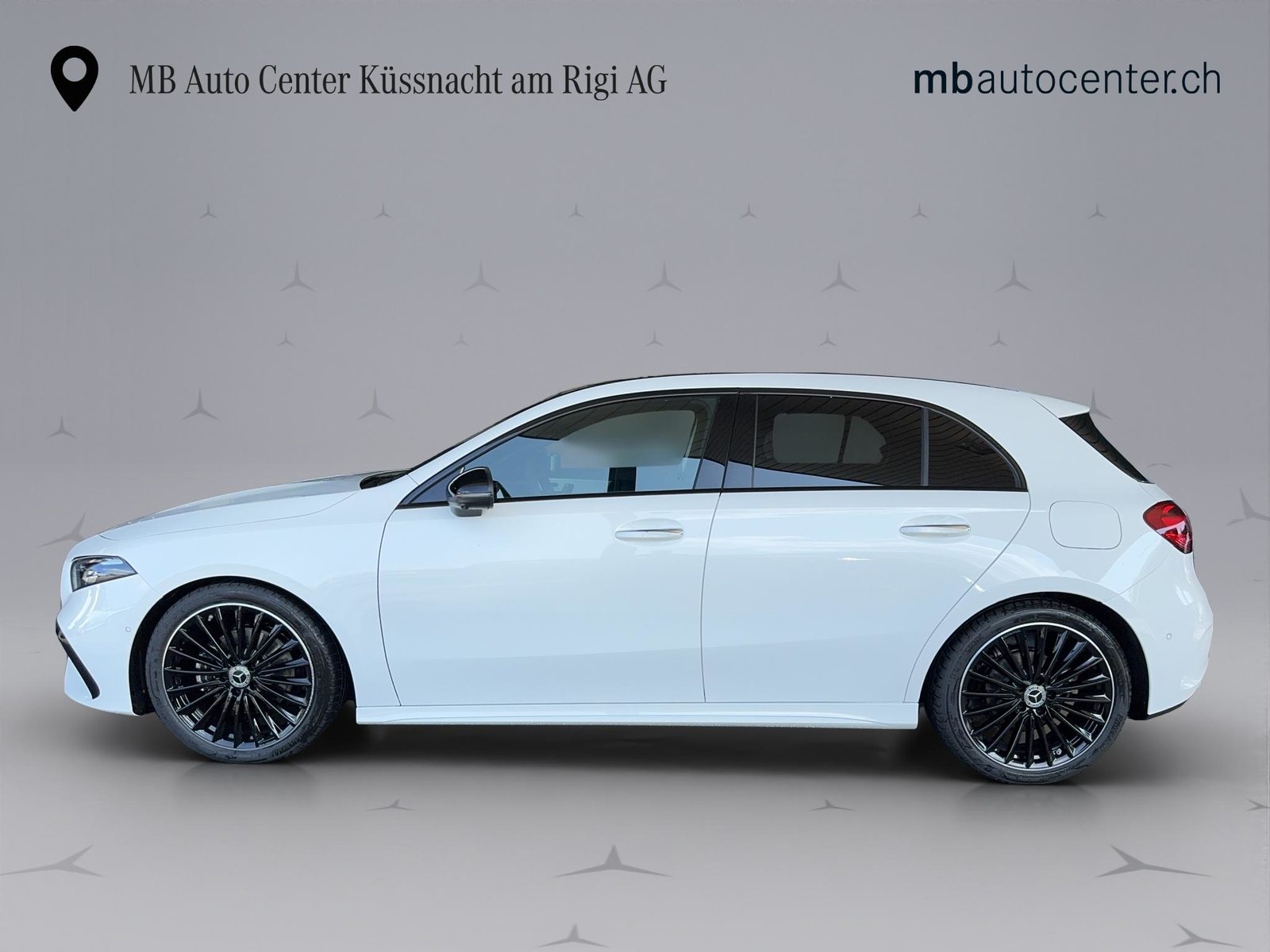MERCEDES-BENZ A 250 AMG Line 4m Limousine, Essence, Occasion / Utilisé, Automatique - 3