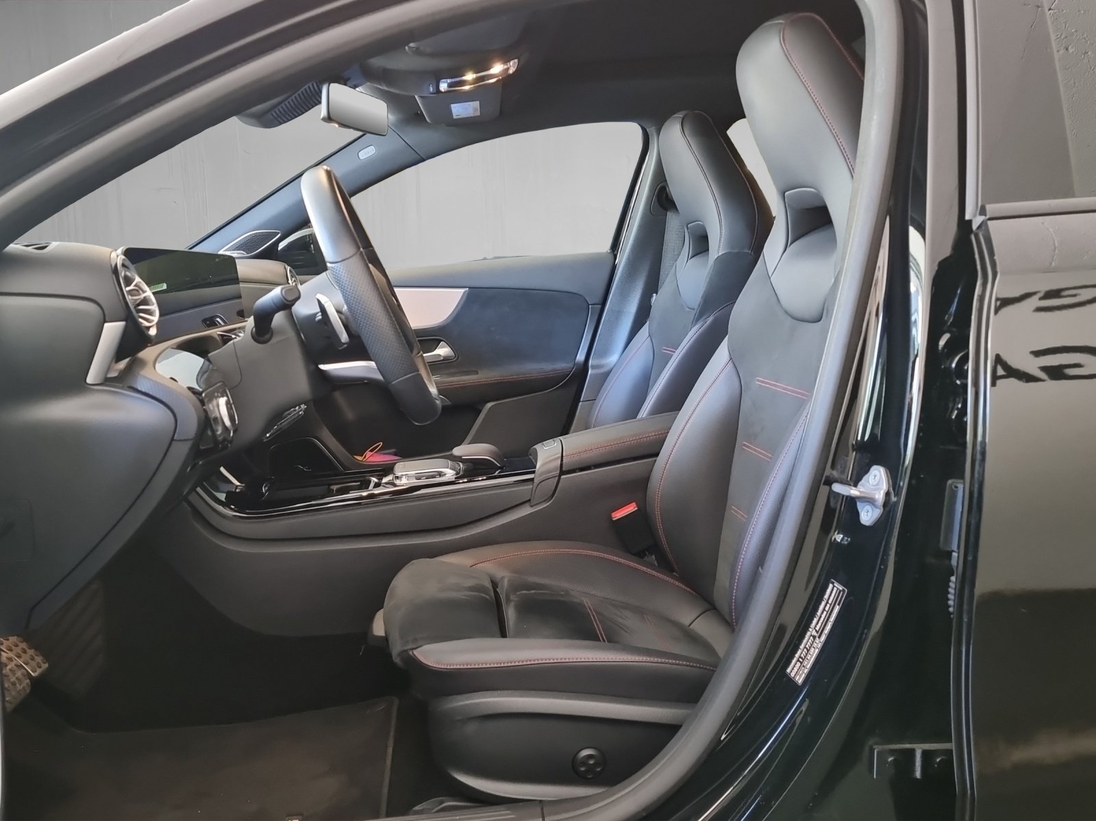 MERCEDES-BENZ A-Klasse W177 A 250 AMG Line 4m, Benzina, Occasioni / Usate, Automatico - 7