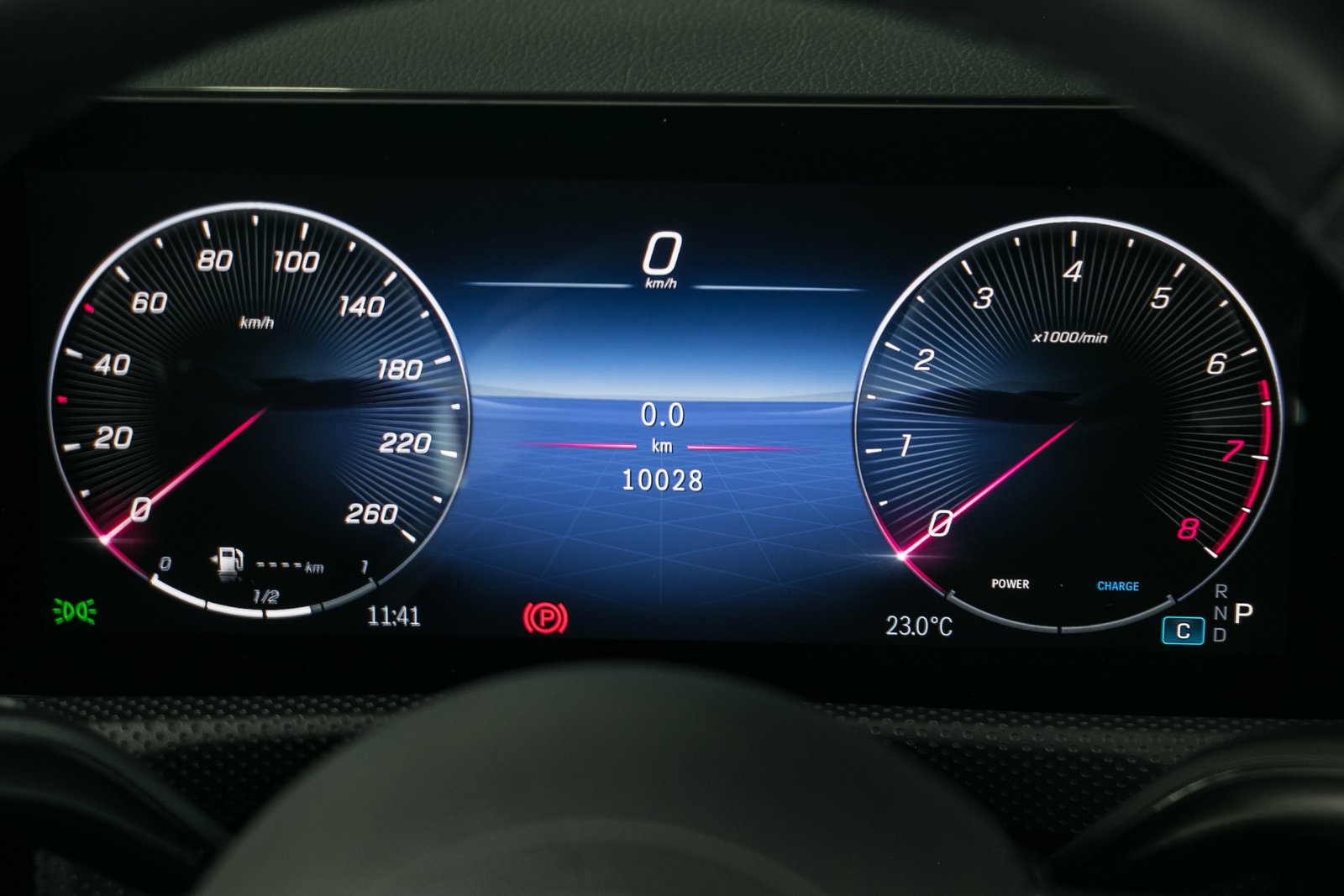MERCEDES-BENZ A 250 4Matic AMG-Line 8G-DCT, Mild-Hybrid Benzin/Elektro, Occasion / Gebraucht, Automatik - 6