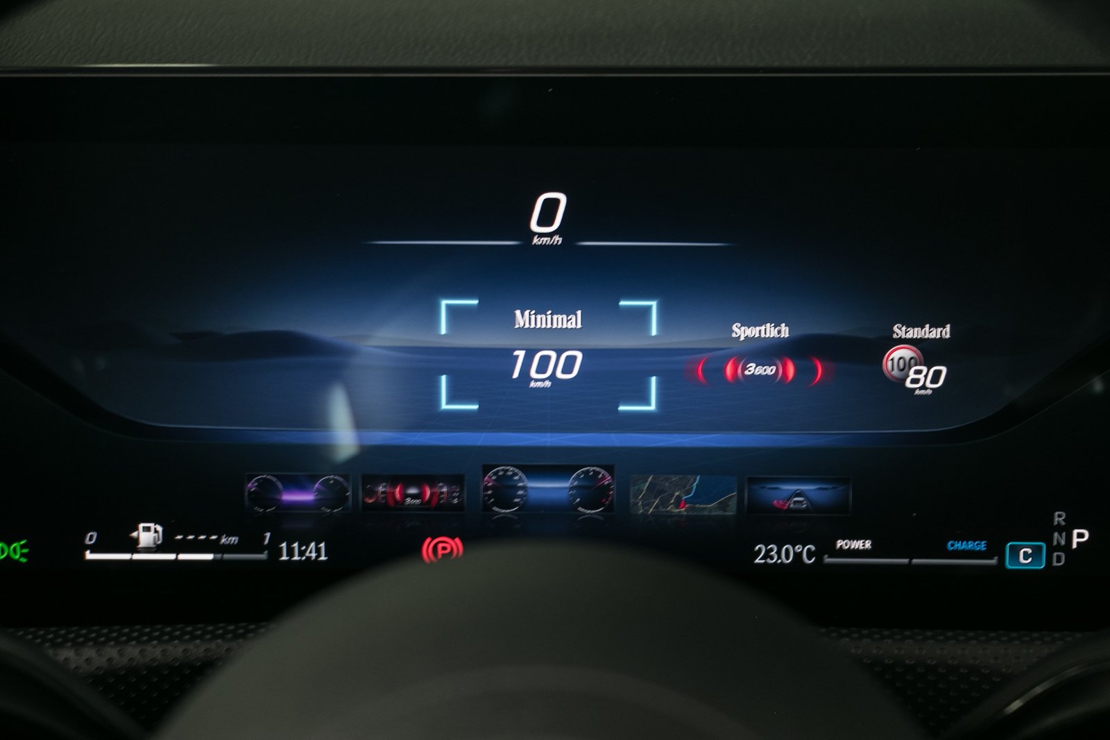 MERCEDES-BENZ A 250 4Matic AMG-Line 8G-DCT, Mild-Hybrid Benzin/Elektro, Occasion / Gebraucht, Automatik - 7
