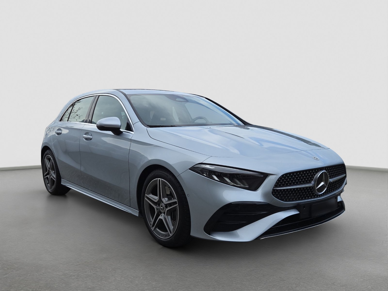 MERCEDES-BENZ A 250 4Matic 8G-DCT AMG-Line, Mild-Hybrid Benzin/Elektro, Occasion / Gebraucht, Automatik - 7