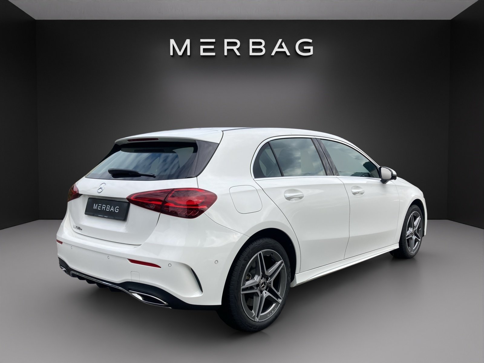 MERCEDES-BENZ A 250 e EQ Star 8G-DCT, Plug-in-Hybrid Petrol/Electric, Second hand / Used, Automatic - 3
