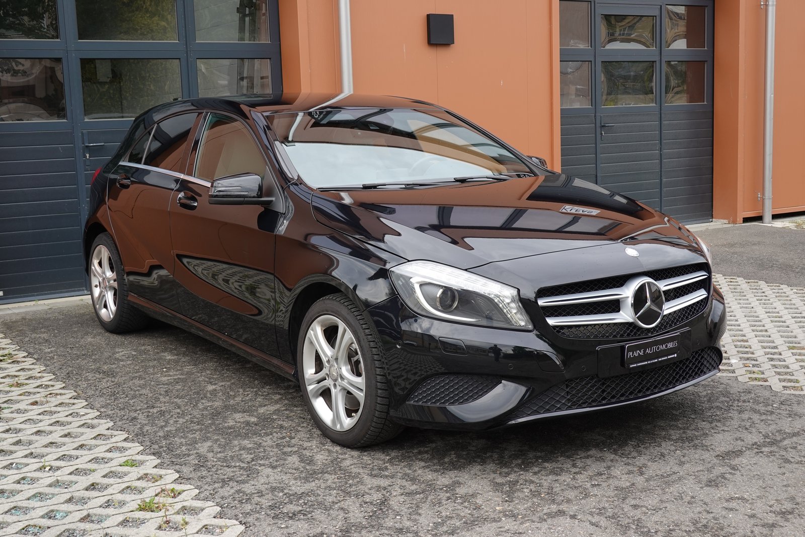 MERCEDES-BENZ A 250 4Matic - Tempomat* Sièges chauffantes *, Benzin, Occasion / Gebraucht, Automatik - 3