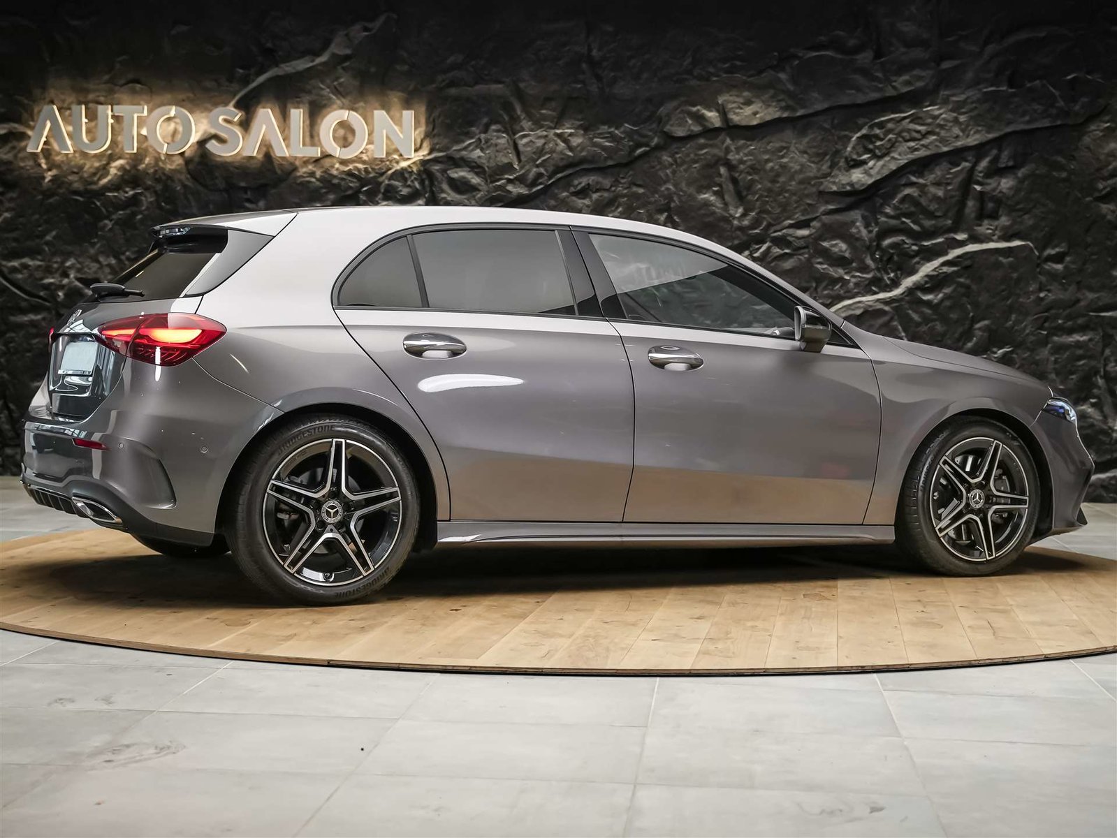 MERCEDES-BENZ A 250 AMG Line 4Matic 8G-DCT *Facelift*Multibe, Essence, Occasion / Utilisé, Automatique - 6
