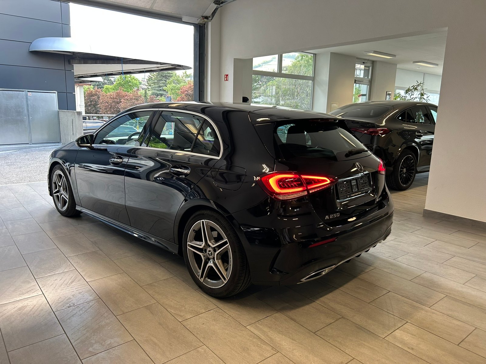 MERCEDES-BENZ A 250 AMG Line 4Matic 7G-DCT, Benzin, Occasion / Gebraucht, Automatik - 5