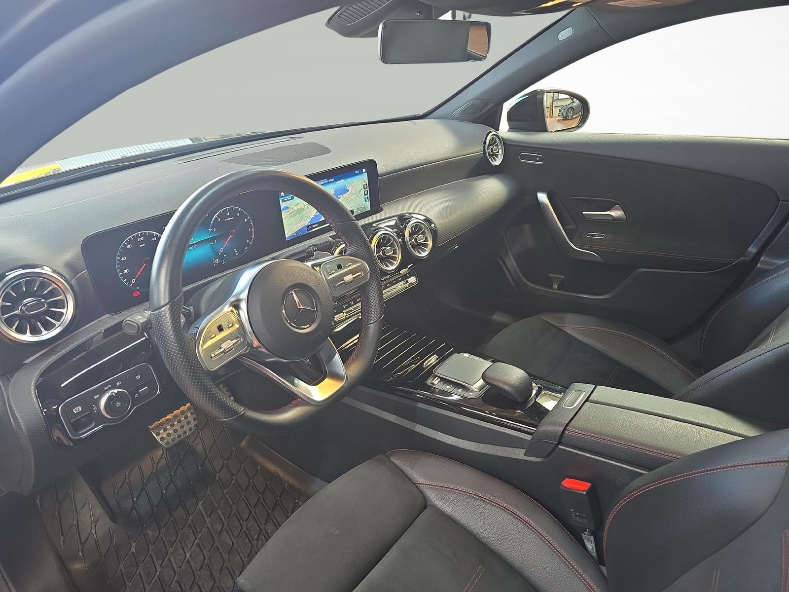 MERCEDES-BENZ A 250 4MATIC AMG Line, Benzin, Occasion / Gebraucht, Automatik - 5