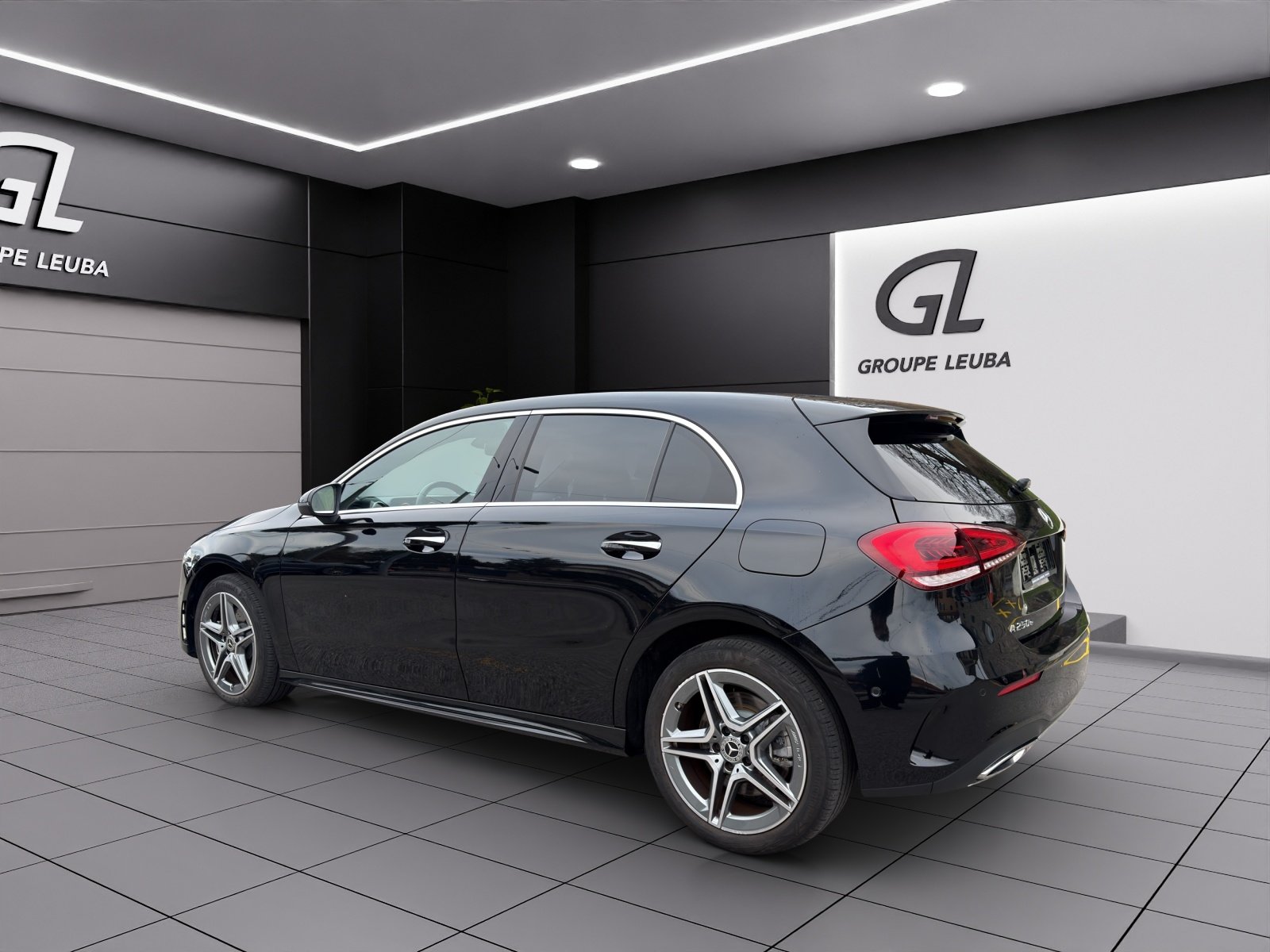 MERCEDES-BENZ A 250e AMG Line 8G-DCT, Plug-in-Hybrid Petrol/Electric, Second hand / Used, Automatic - 4