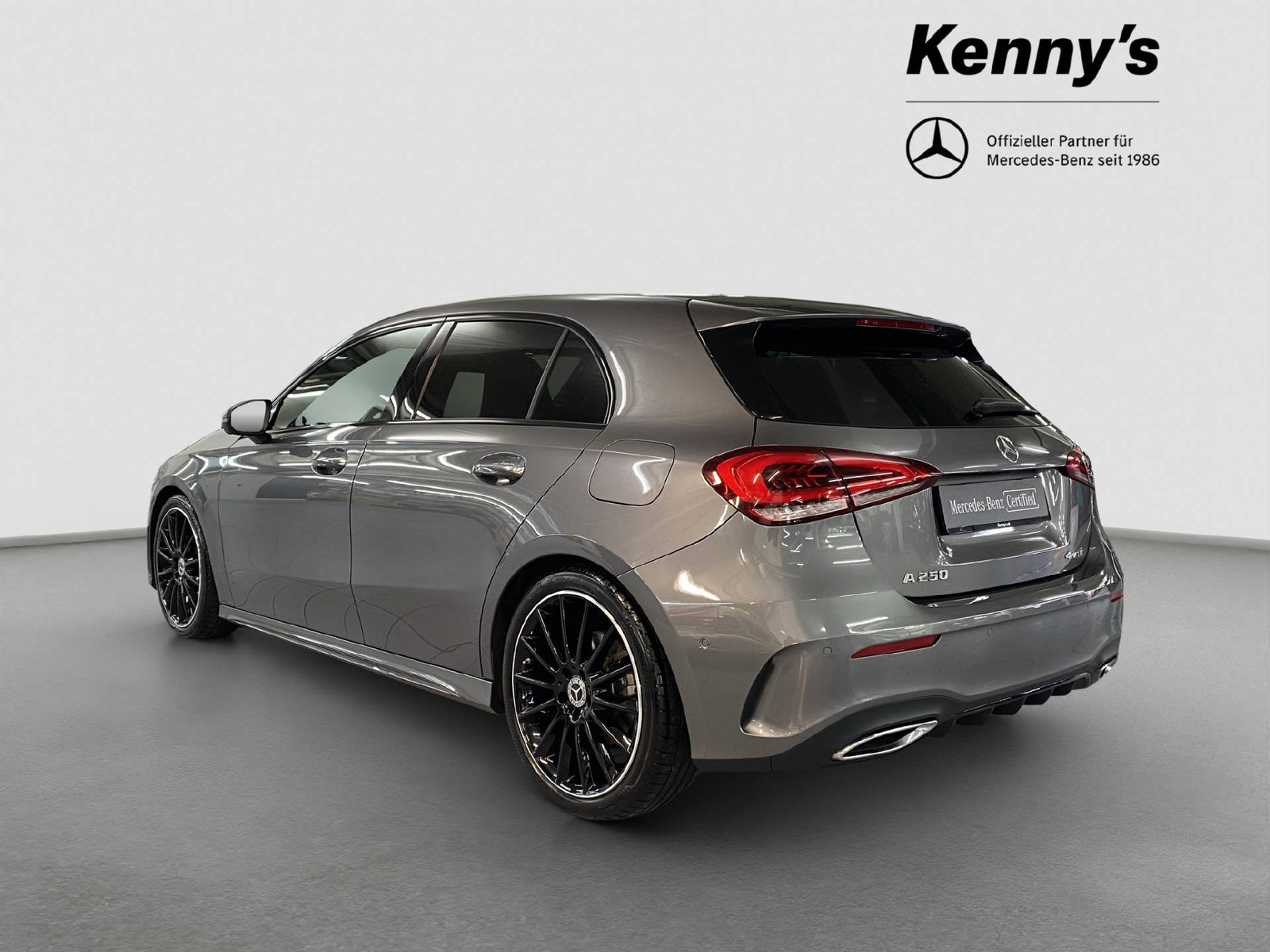 MERCEDES-BENZ A 250 AMG Line 4MATIC, Benzin, Occasion / Gebraucht, Automatik - 4