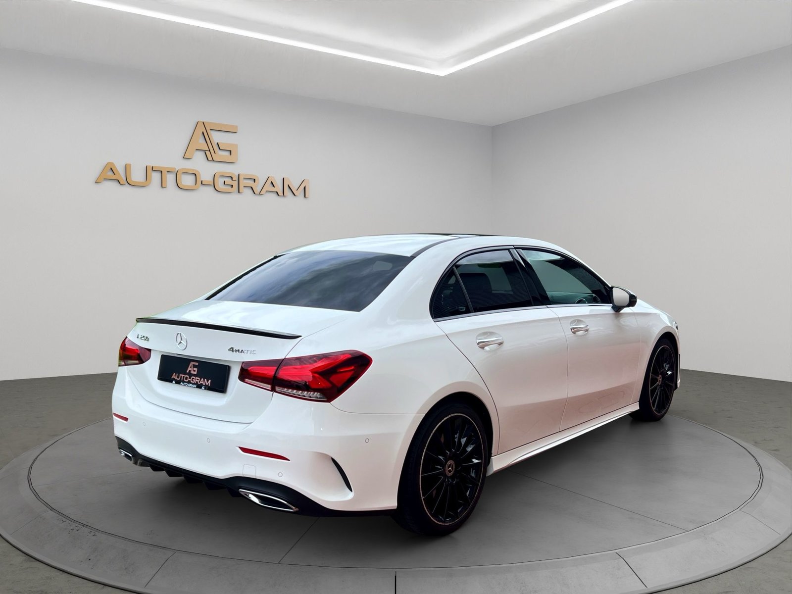 MERCEDES-BENZ A 250 4Matic AMG Line 4Matic 7G-DCT, Petrol, Second hand / Used, Automatic - 5