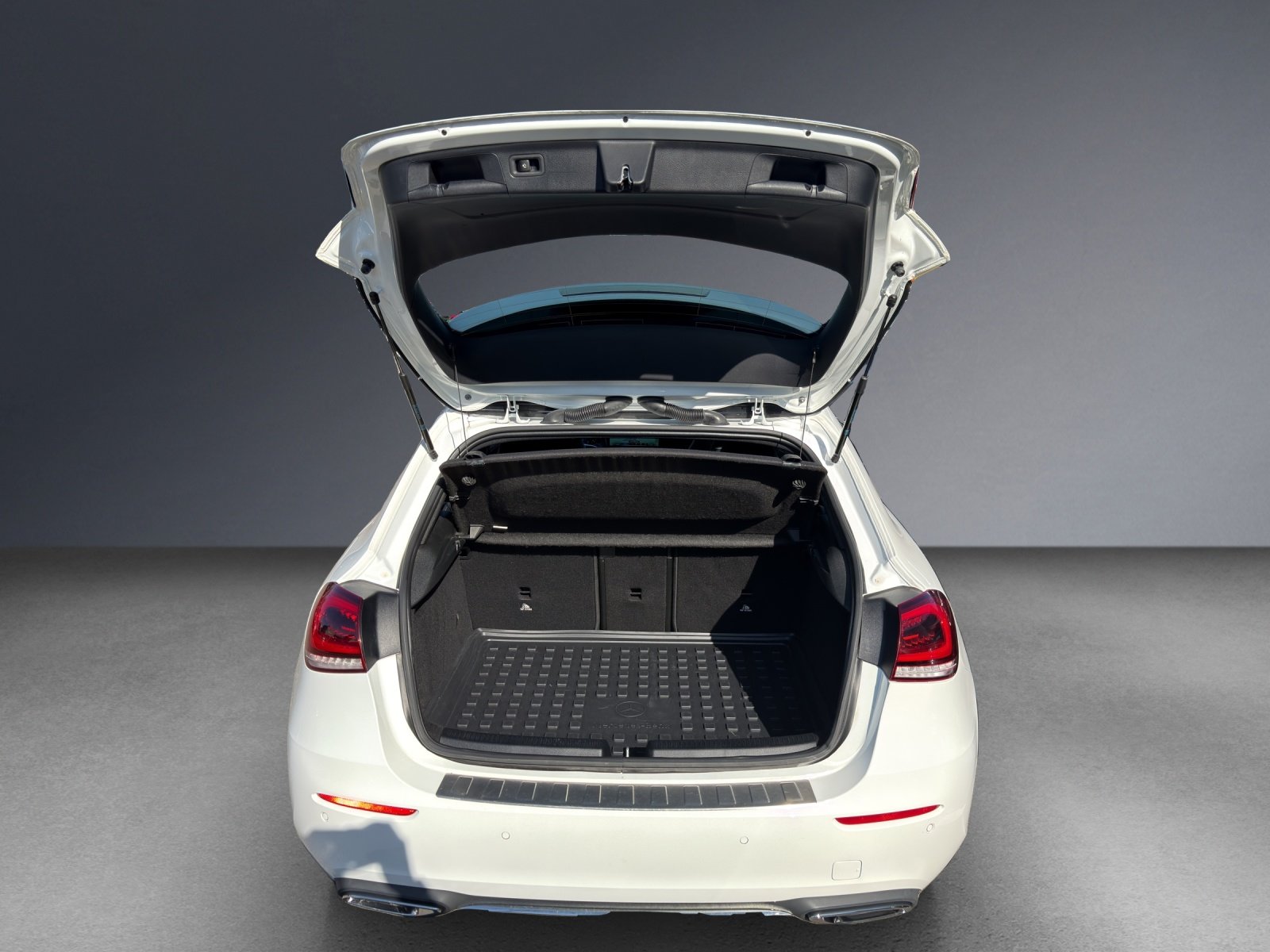 MERCEDES-BENZ A 250 4Matic Progressive 7G-DCT, Essence, Occasion / Utilisé, Automatique - 6