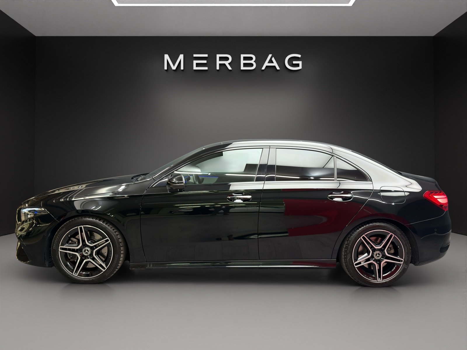 MERCEDES-BENZ A 250 AMG Line 4Matic, Benzina, Occasioni / Usate, Automatico - 3