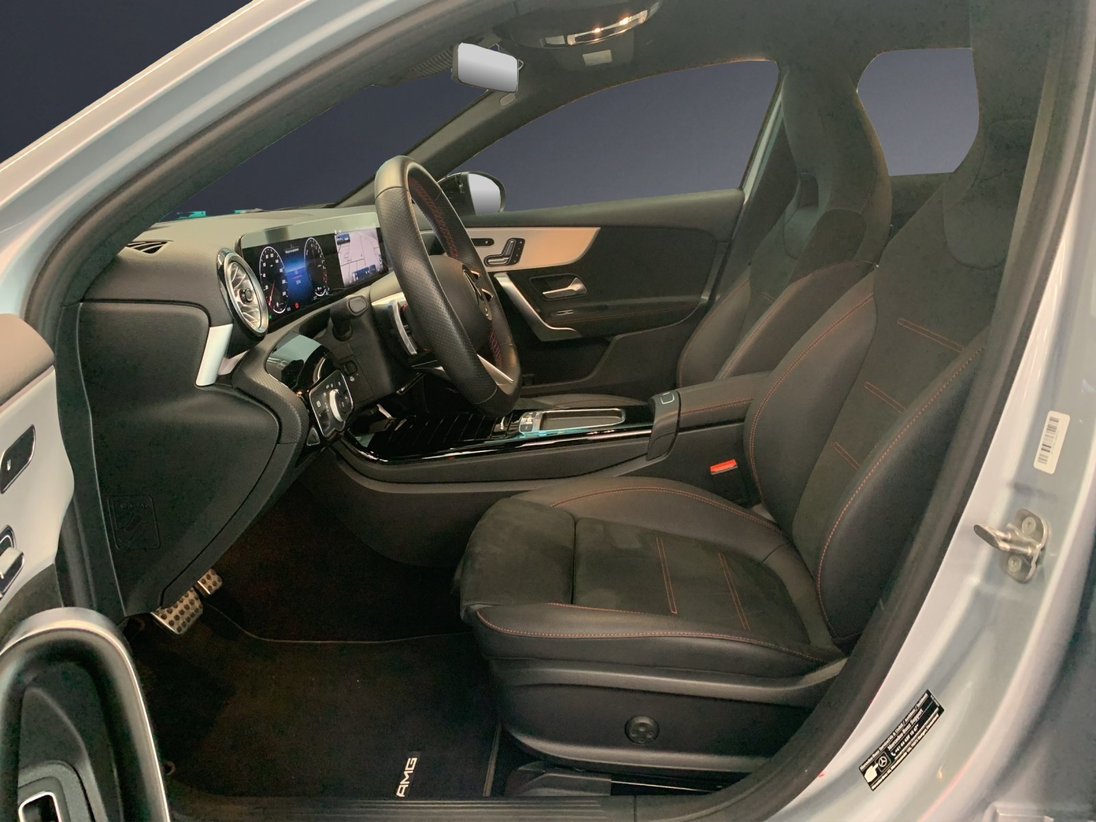 MERCEDES-BENZ A 250 e 8G-DCT, Plug-in-Hybrid Benzin/Elektro, Occasion / Gebraucht, Automatik - 6