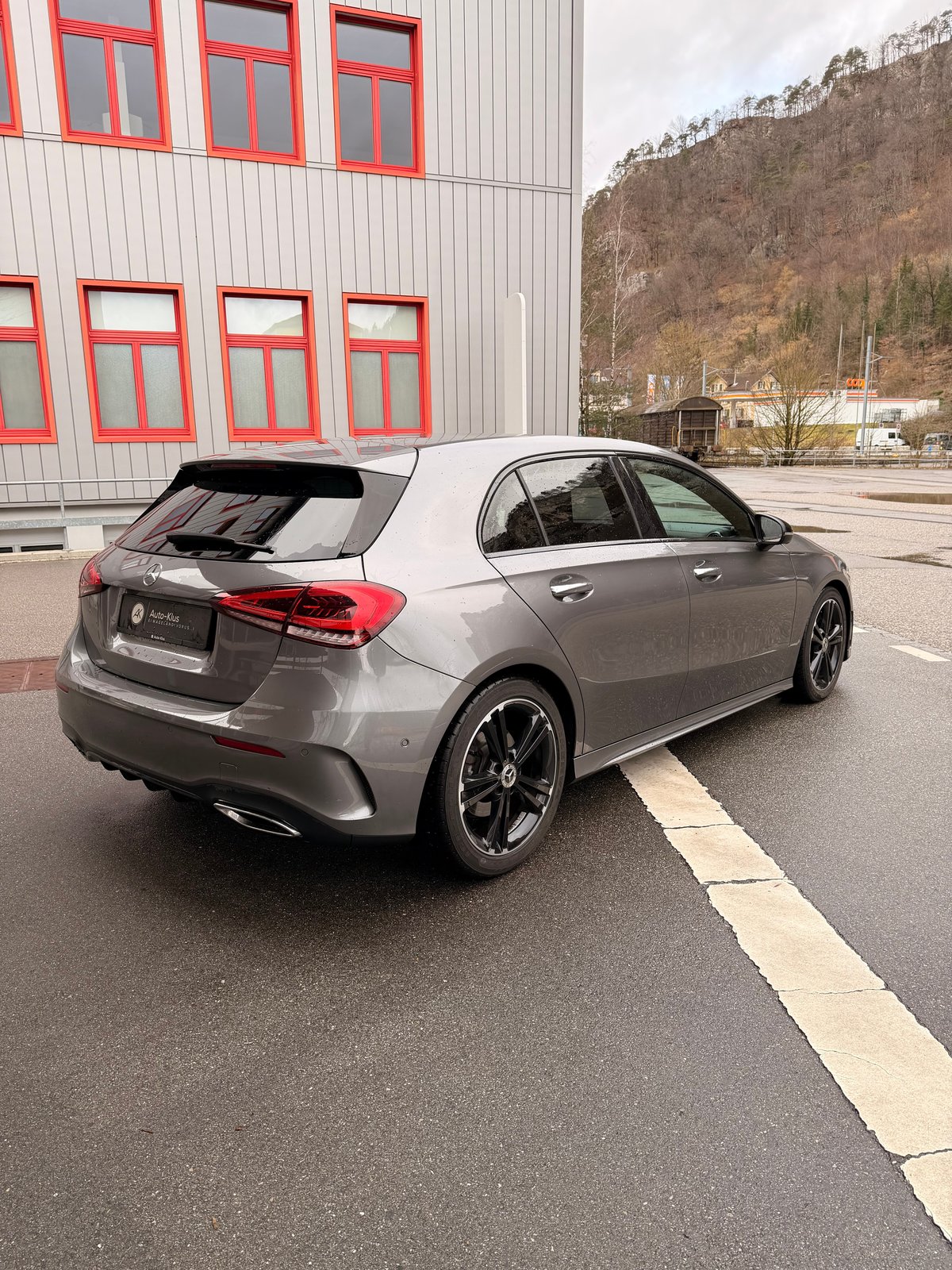 MERCEDES-BENZ A 250 4Matic AMG Line 4Matic 7G-DCT, Essence, Occasion / Utilisé, Automatique - 4