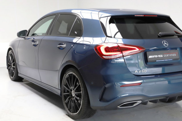 MERCEDES-BENZ A 250 AMG Line 4Matic, Benzina, Occasioni / Usate, Automatico - 4