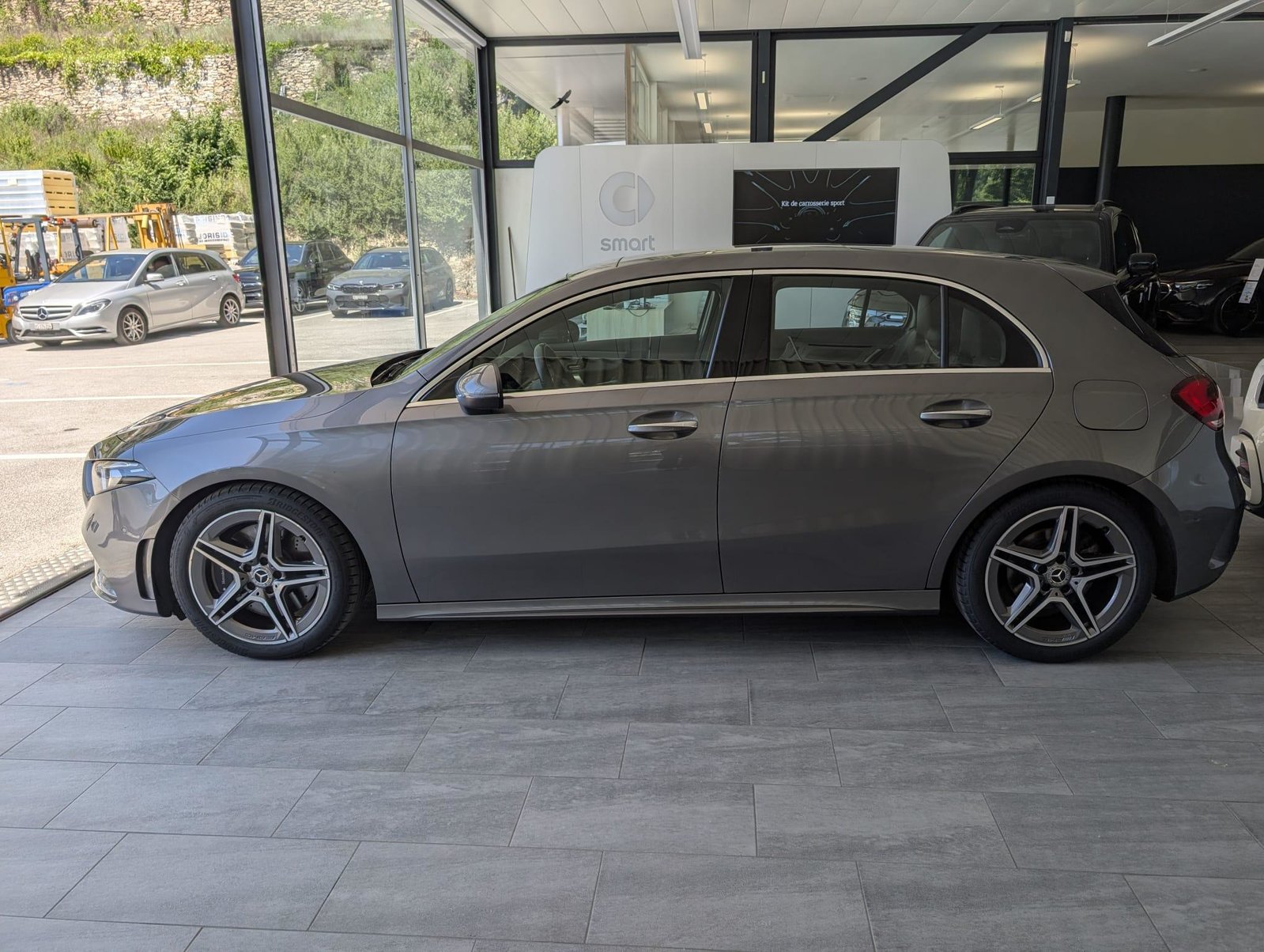 MERCEDES-BENZ A 250 AMG Line, Petrol, Second hand / Used, Automatic - 2