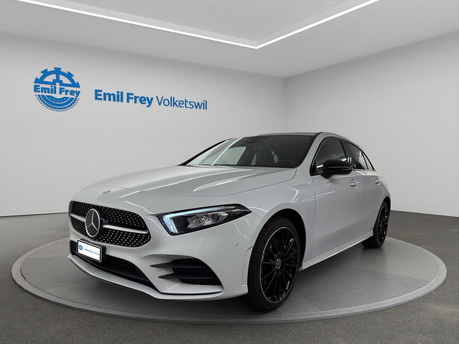 MERCEDES-BENZ A 250 e AMG Line