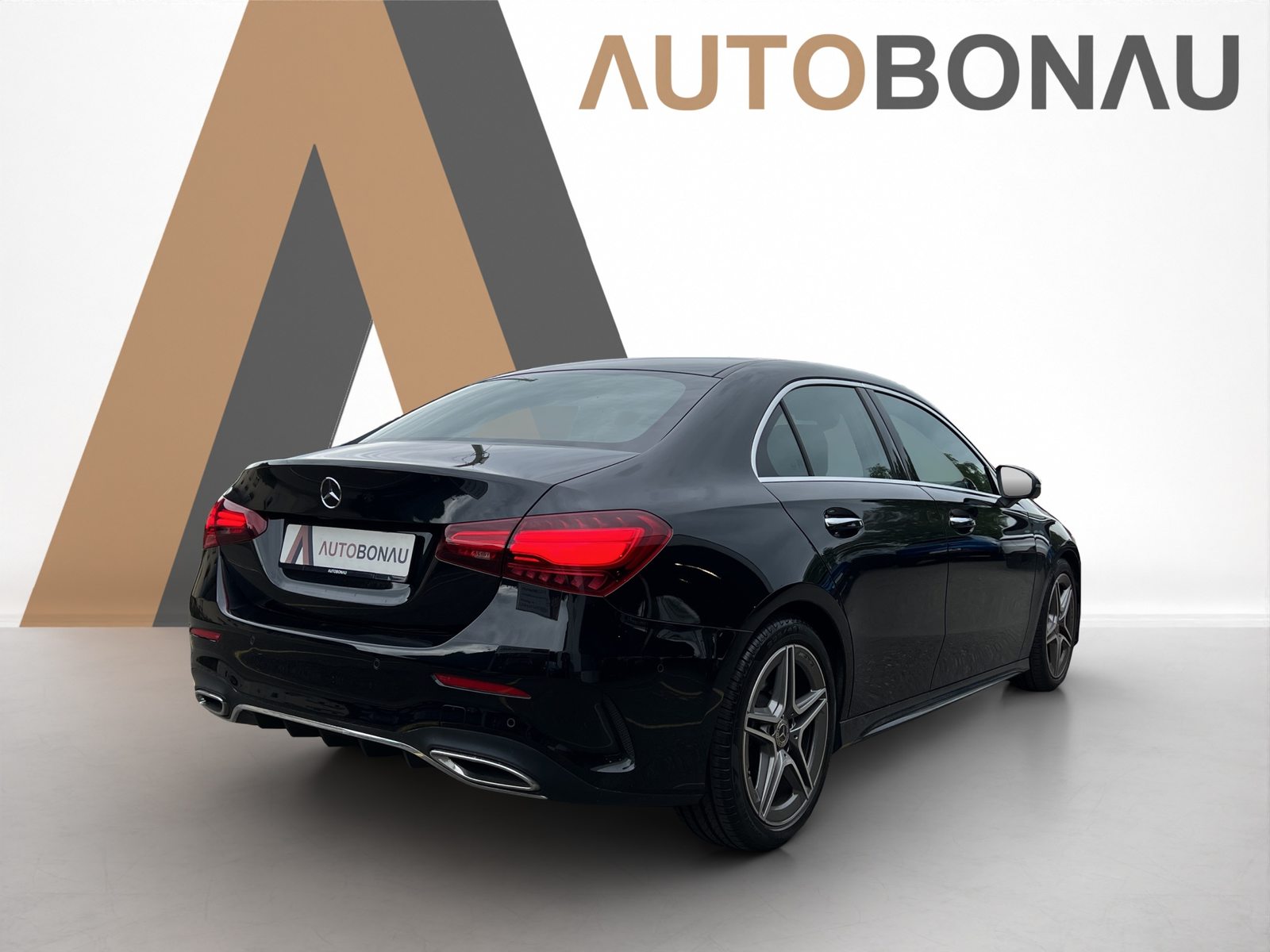MERCEDES-BENZ A 250 AMG Line 4m Limousine, Mild-Hybrid Petrol/Electric, Second hand / Used, Automatic - 5