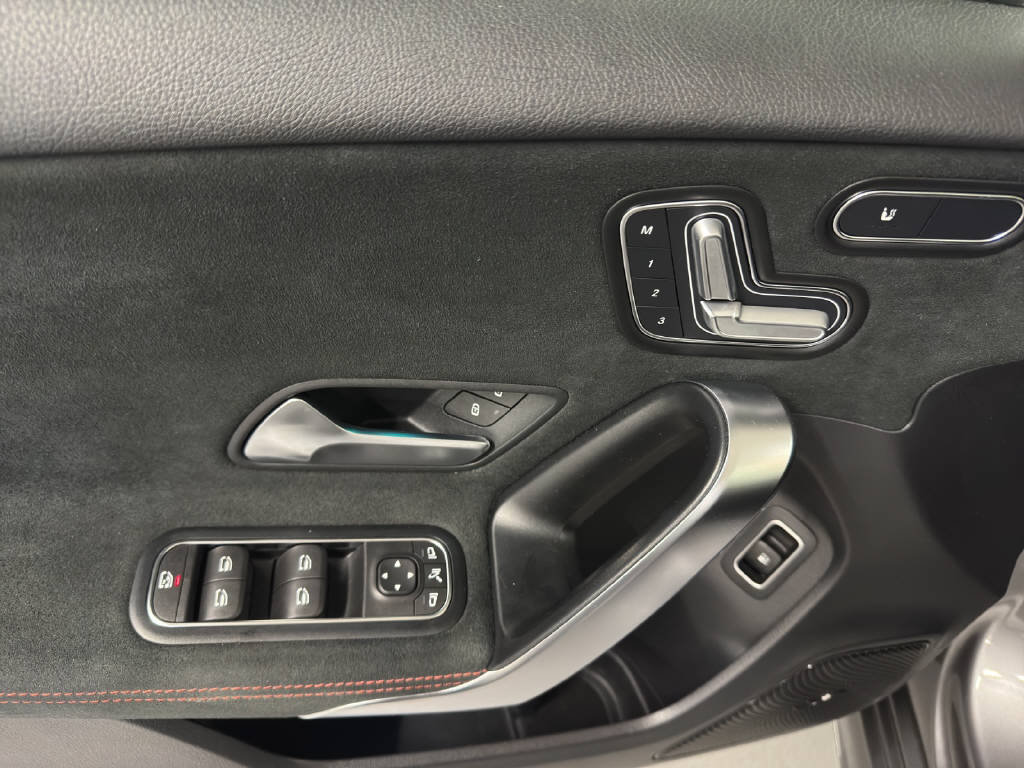 MERCEDES-BENZ A 250 e AMG Line, Plug-in-Hybrid Benzina/Elettrica, Occasioni / Usate, Automatico - 6