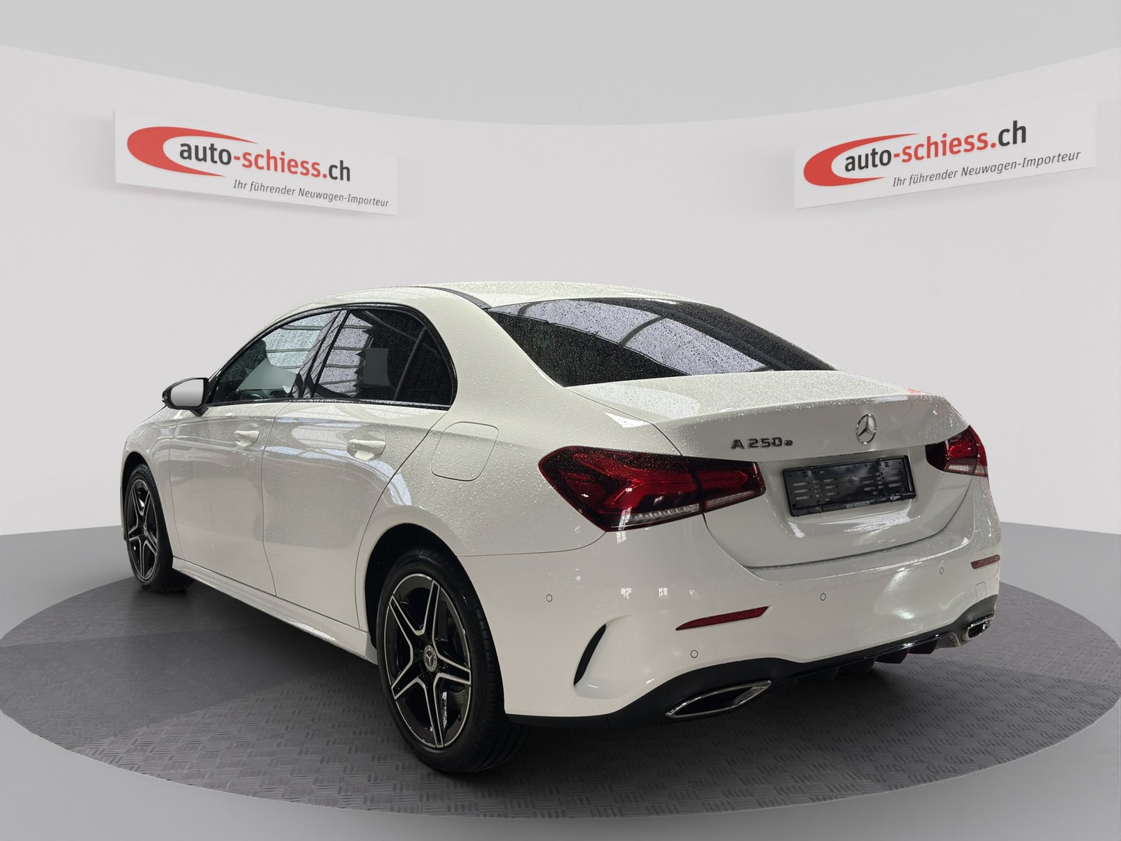 MERCEDES-BENZ A 250e AMG Line 8G-DCT Night, Plug-in-Hybrid Benzina/Elettrica, Occasioni / Usate, Automatico - 3