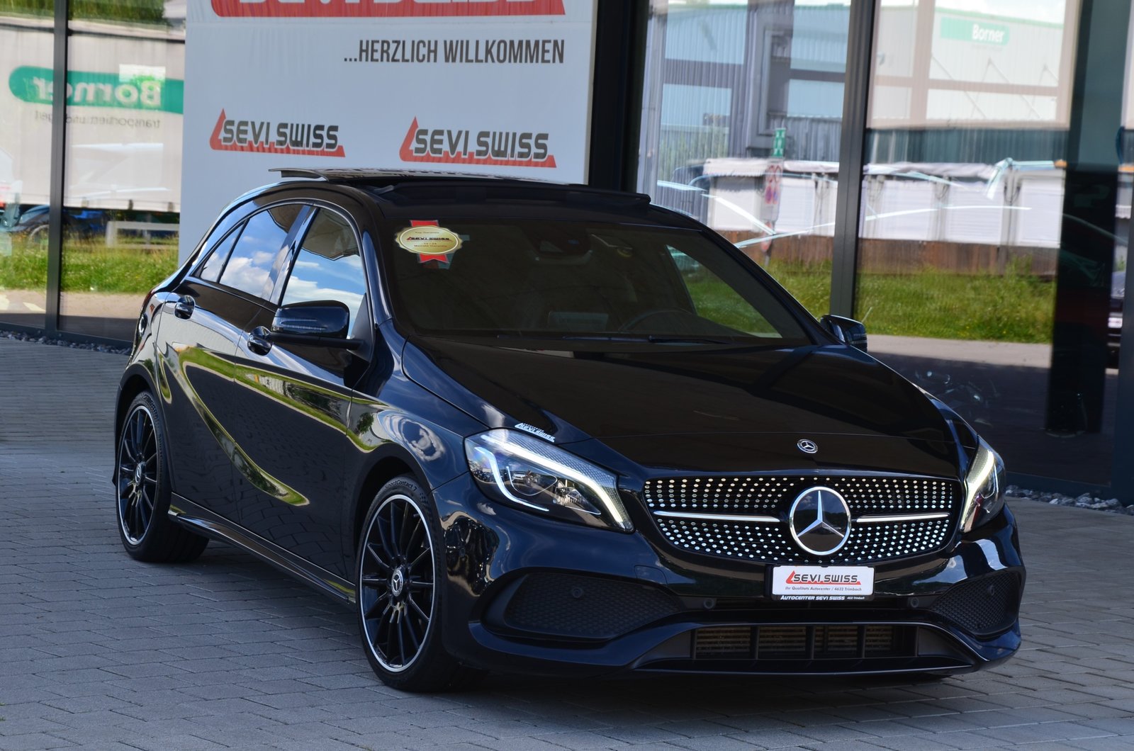 MERCEDES-BENZ A 250 AMG Line 4Matic 7G-DCT*Frisch ab MFK,1 J