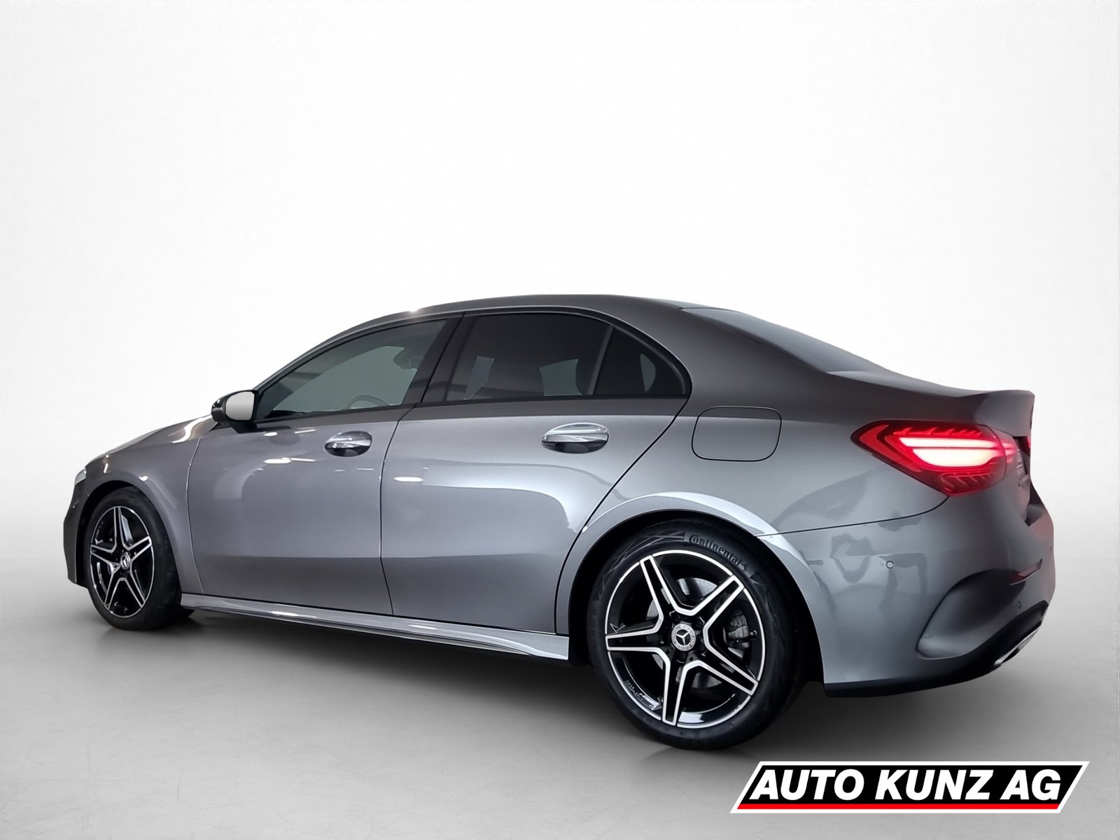 MERCEDES-BENZ A 250 AMG Line 4 Matic, Petrol, Second hand / Used, Automatic - 4