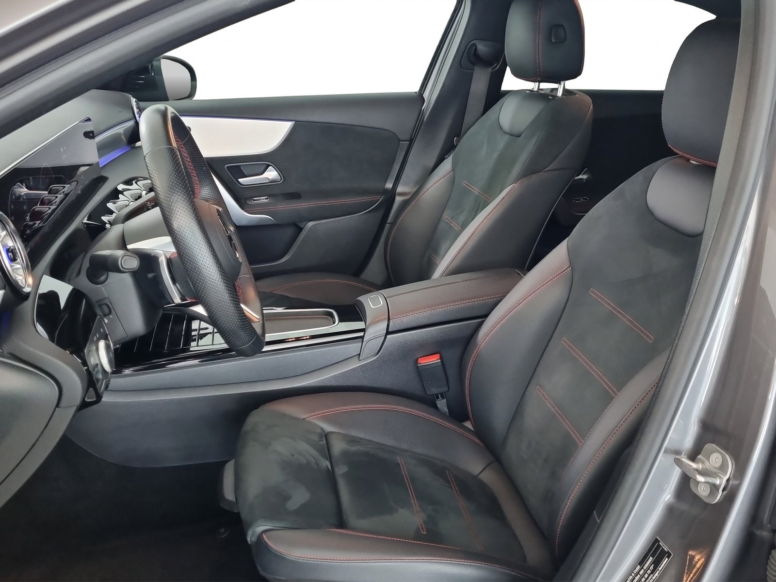 MERCEDES-BENZ A 250 AMG Line 4 Matic, Petrol, Second hand / Used, Automatic - 6