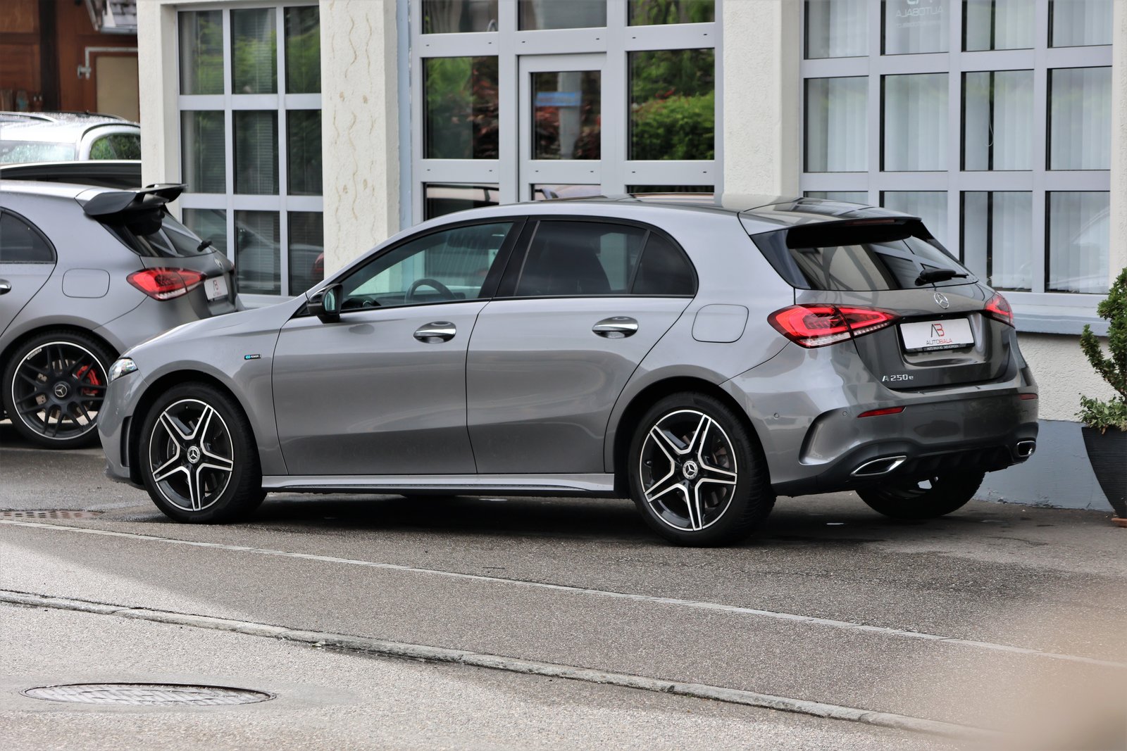 MERCEDES-BENZ A 250e AMG Line 8G-DCT, Plug-in-Hybrid Benzina/Elettrica, Occasioni / Usate, Automatico - 5