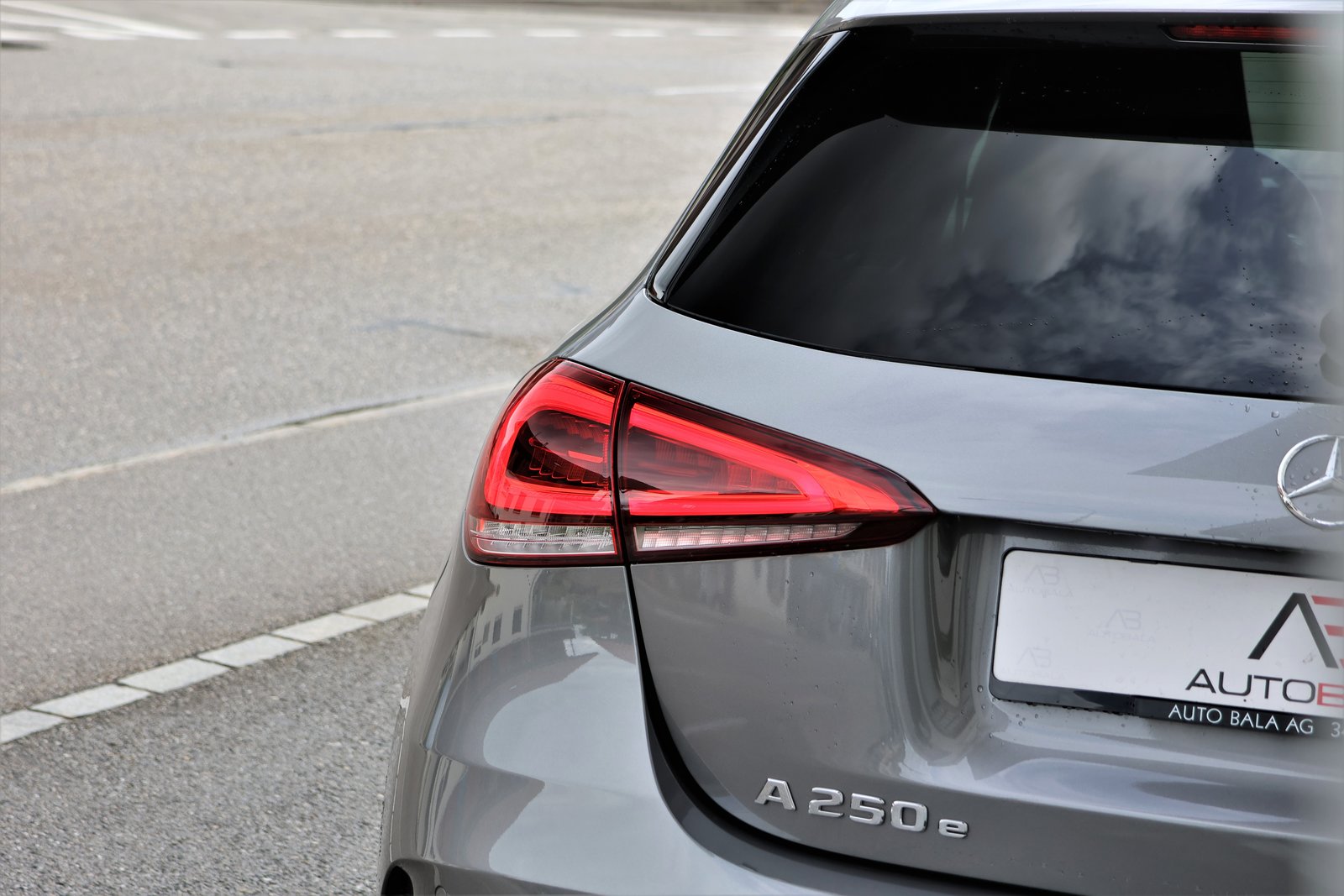 MERCEDES-BENZ A 250e AMG Line 8G-DCT, Plug-in-Hybrid Benzina/Elettrica, Occasioni / Usate, Automatico - 6