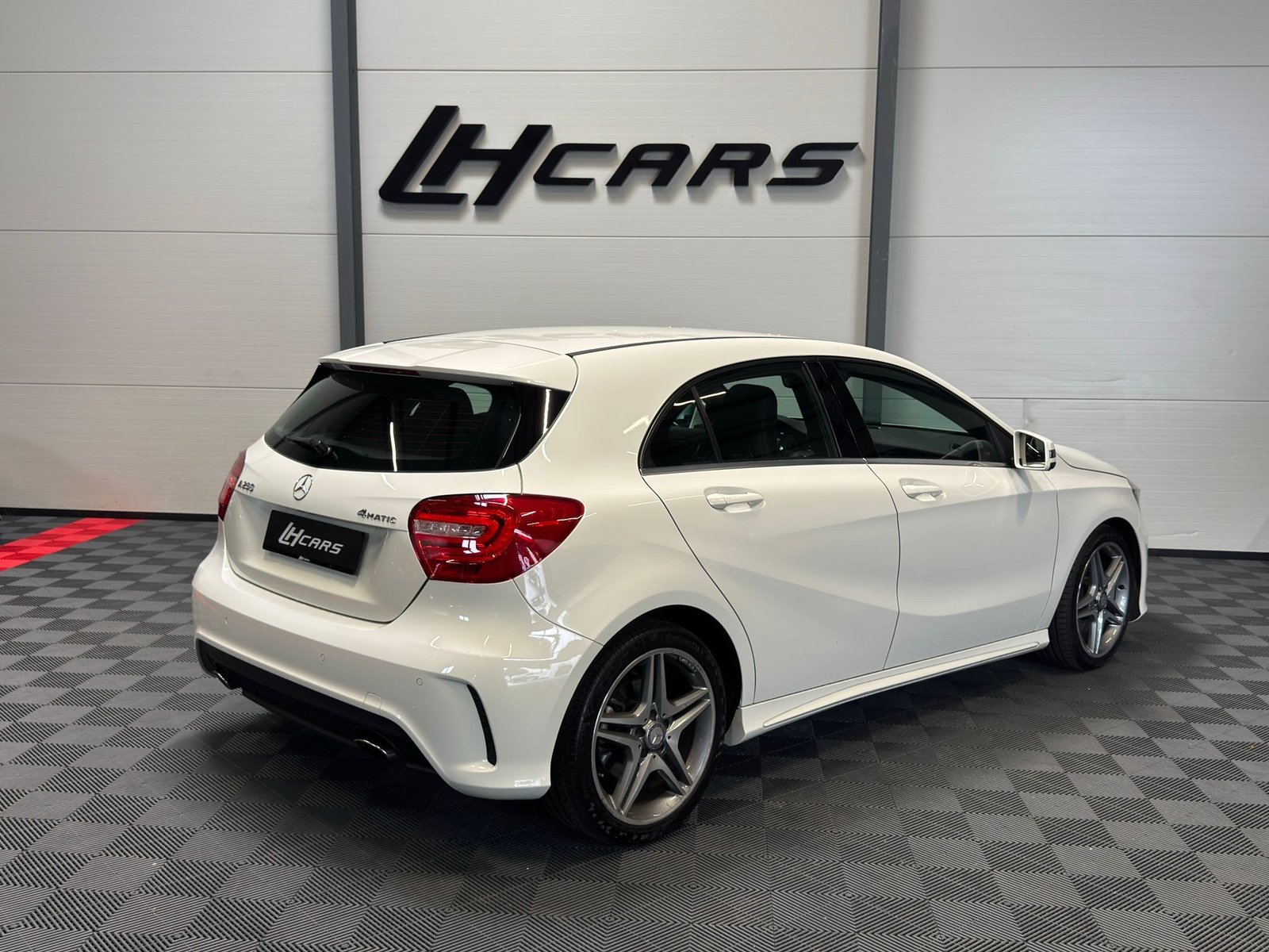 MERCEDES-BENZ A 250 AMG Line 4m, Benzina, Occasioni / Usate, Automatico - 4